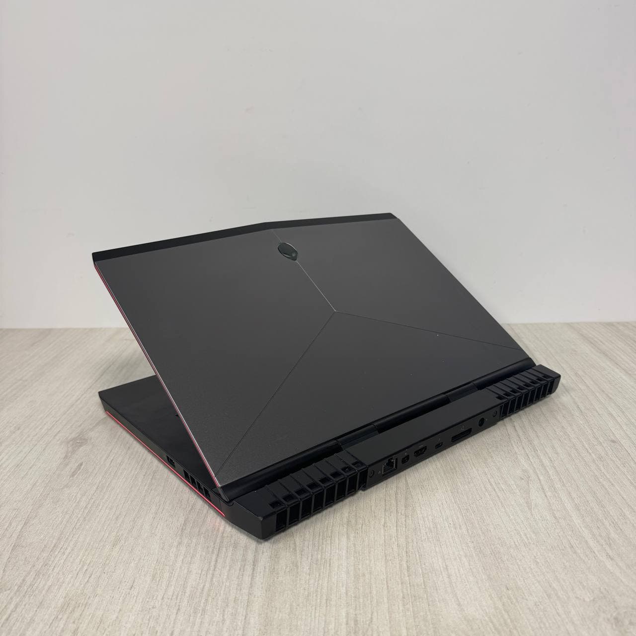 Dell Alienware 15 R3 - фото 5
