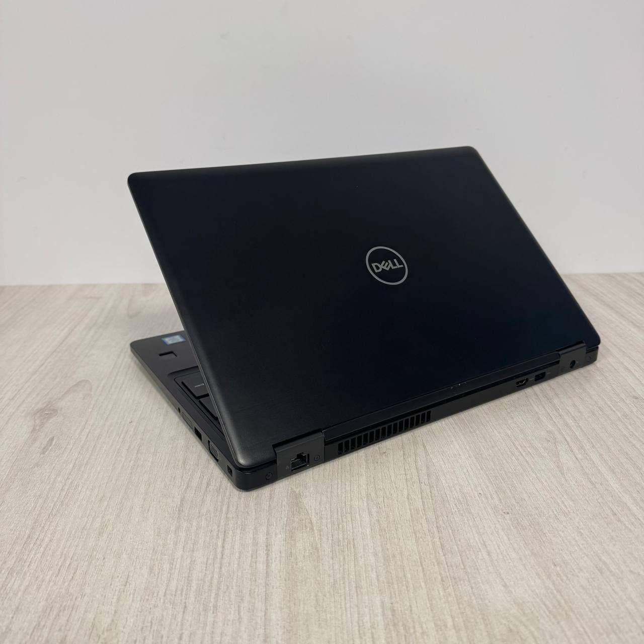 Dell Latitude 5590 - фото 6