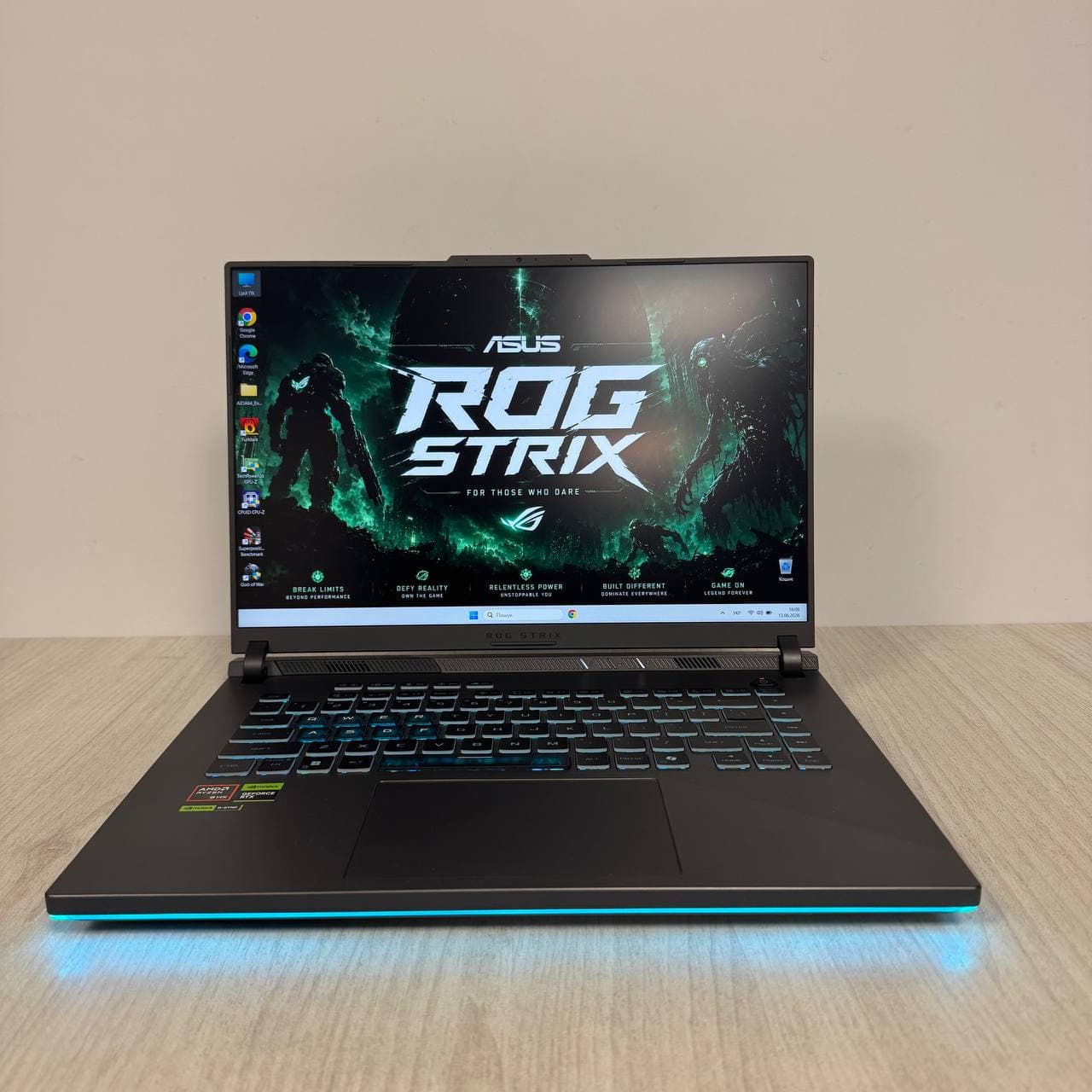 Asus ROG Strix G16 G614PP  Ryzen 9 7945HX - фото 1