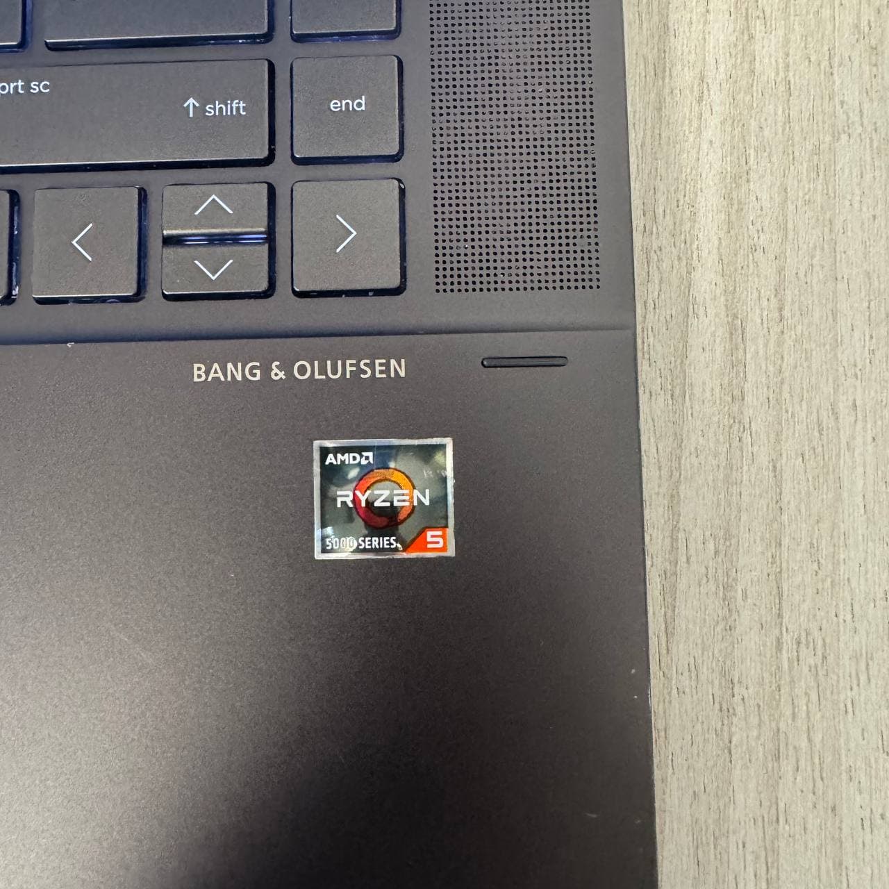 HP Envy 15-ey0013dx x360 Touch - фото 3