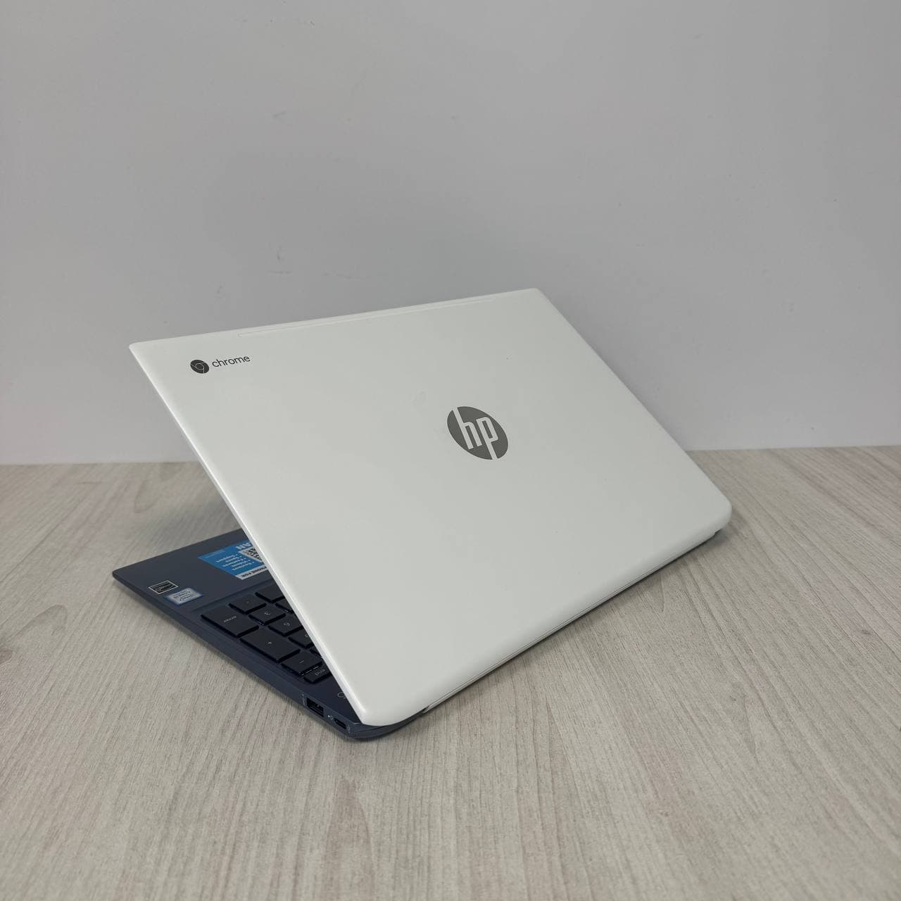 HP Chromebook 15-de0523dx Touch - фото 7