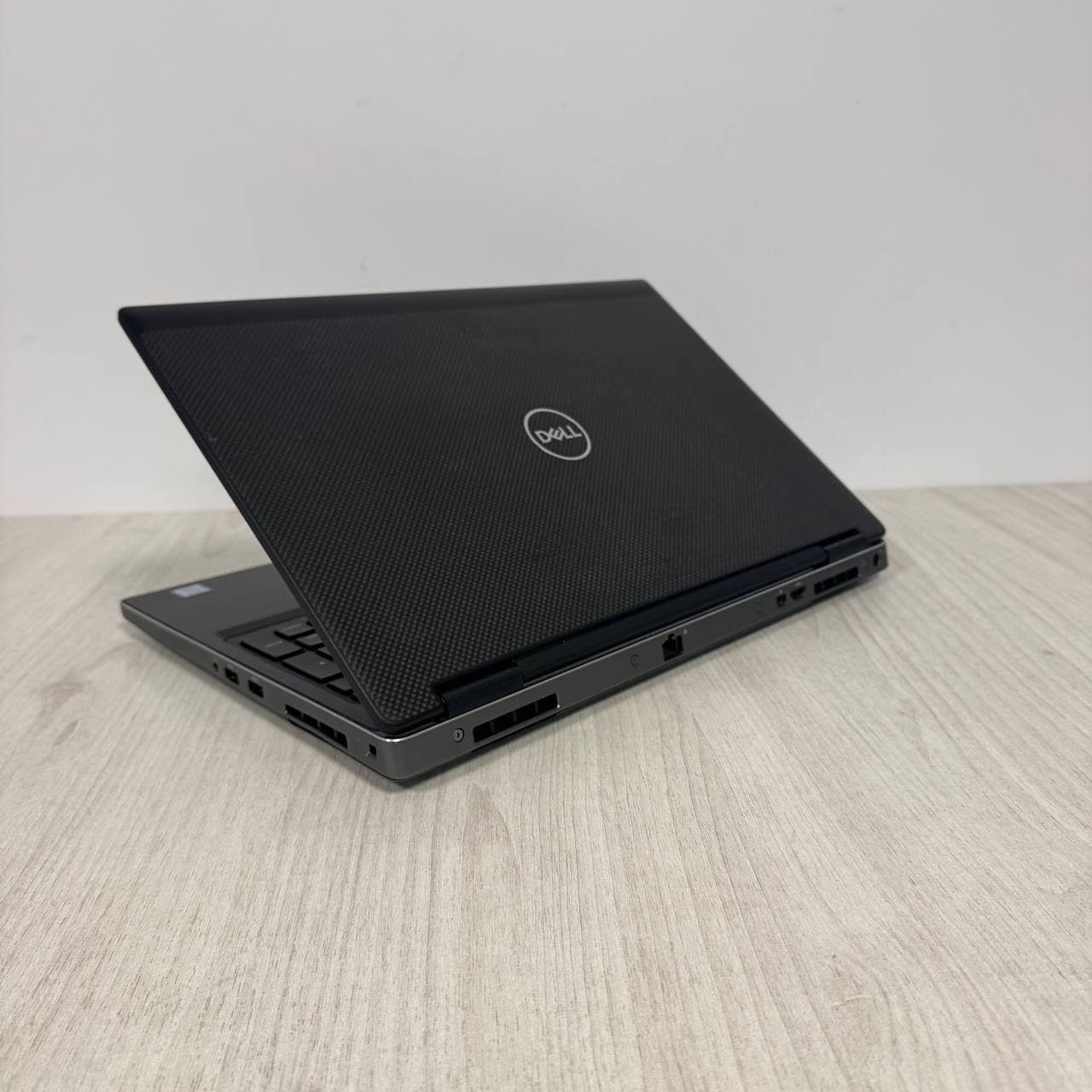 Dell Precision 7530 - фото 5