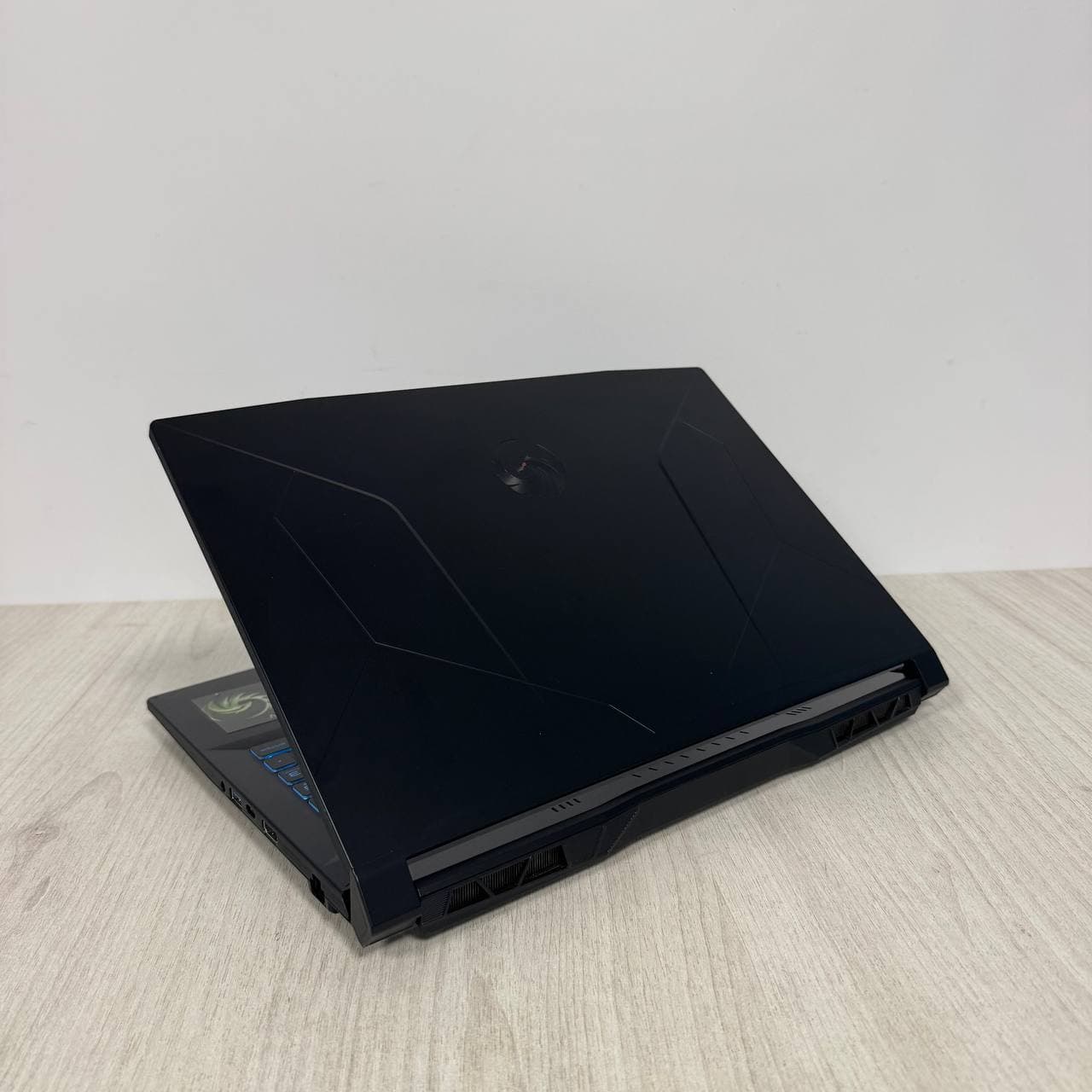 MSI Bravo 15 C7VF - фото 5