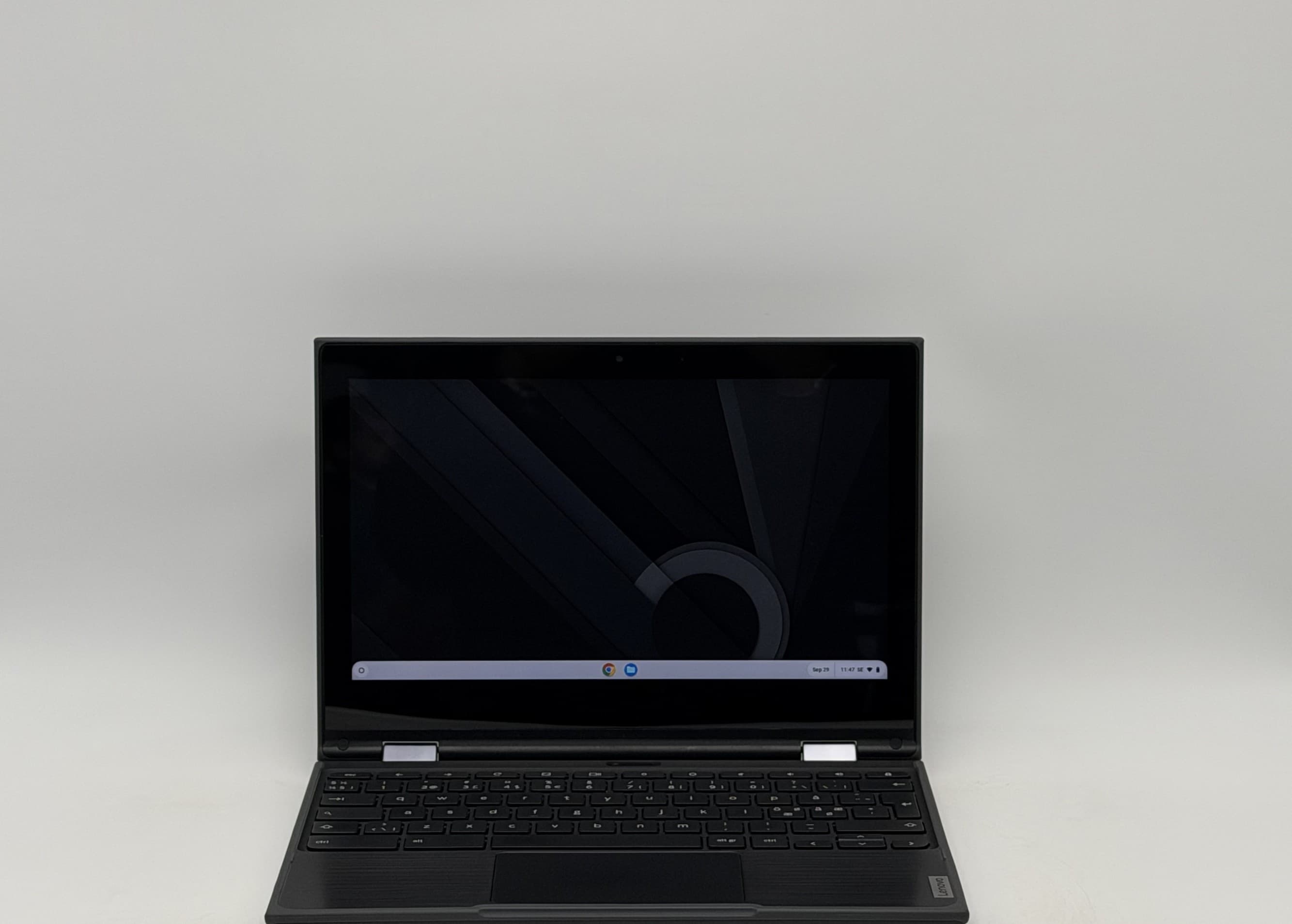 Lenovo 300e Chromebook 2nd Gen 2 in 1 11" HD Celeron N4100 8/32