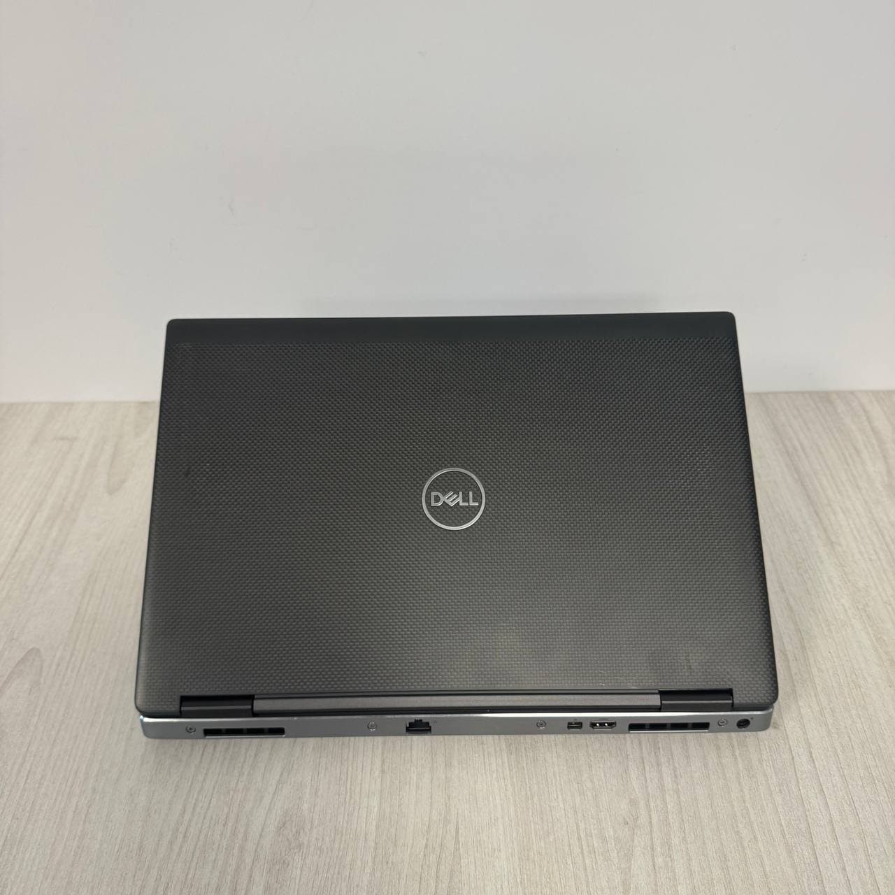 Dell Presicion 7540 T2000 SSD 512GB - фото 6