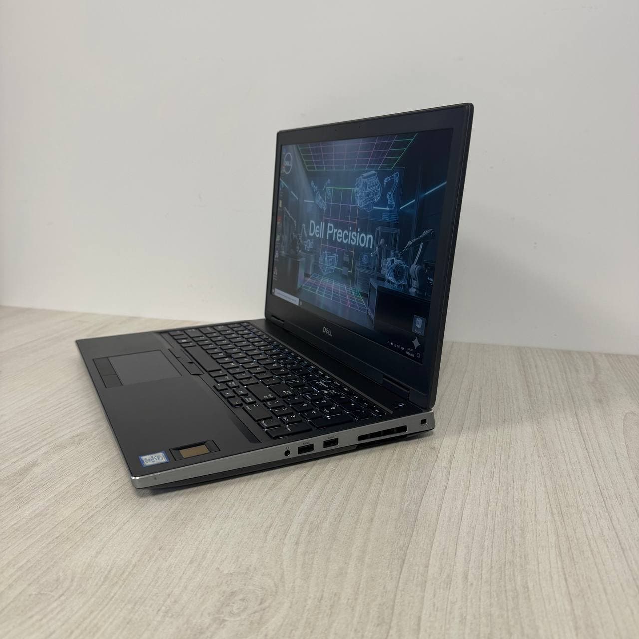 Dell Presicion 7540 T2000 SSD 512GB - фото 5