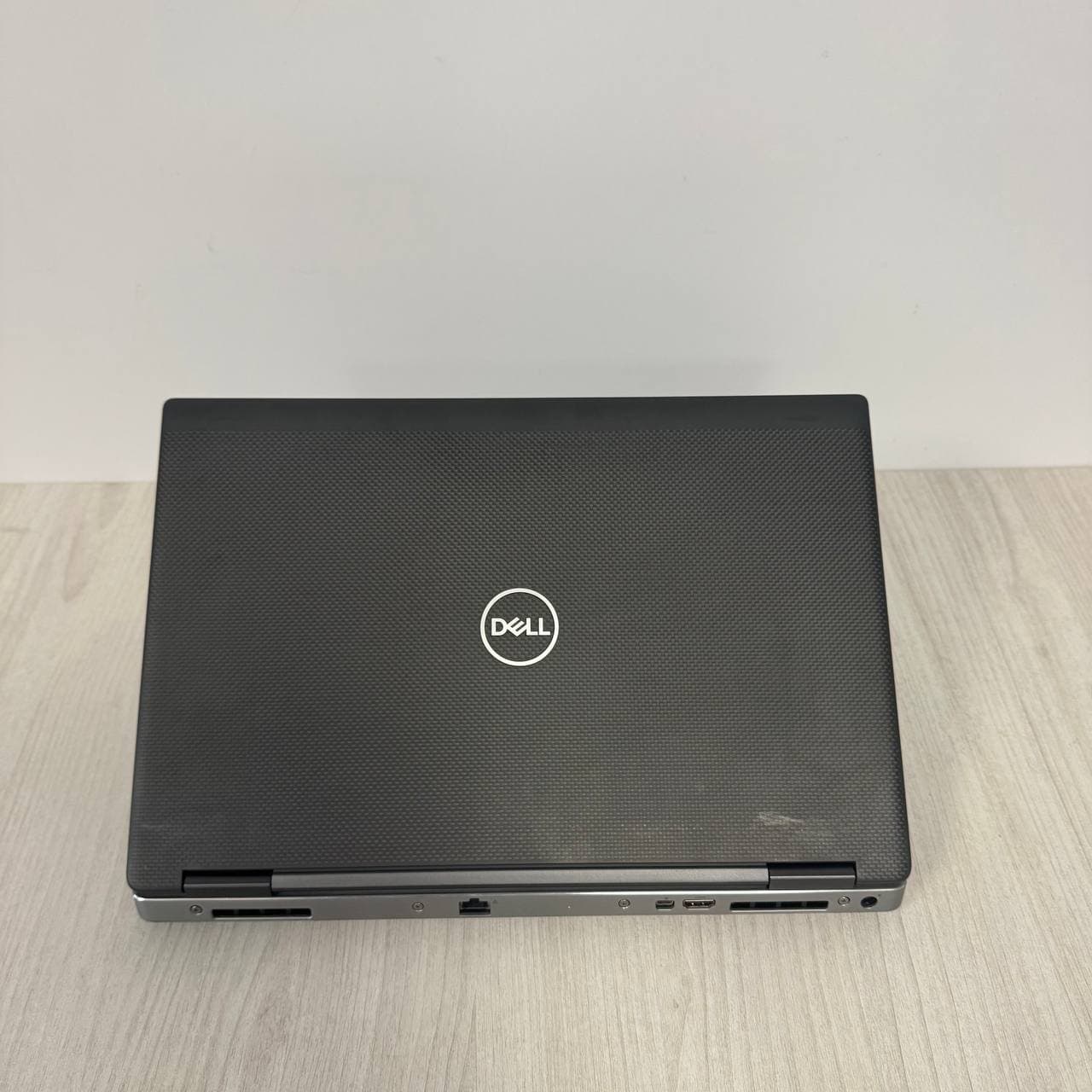 Dell Presicion 7540 T2000 SSD 256GB - фото 7