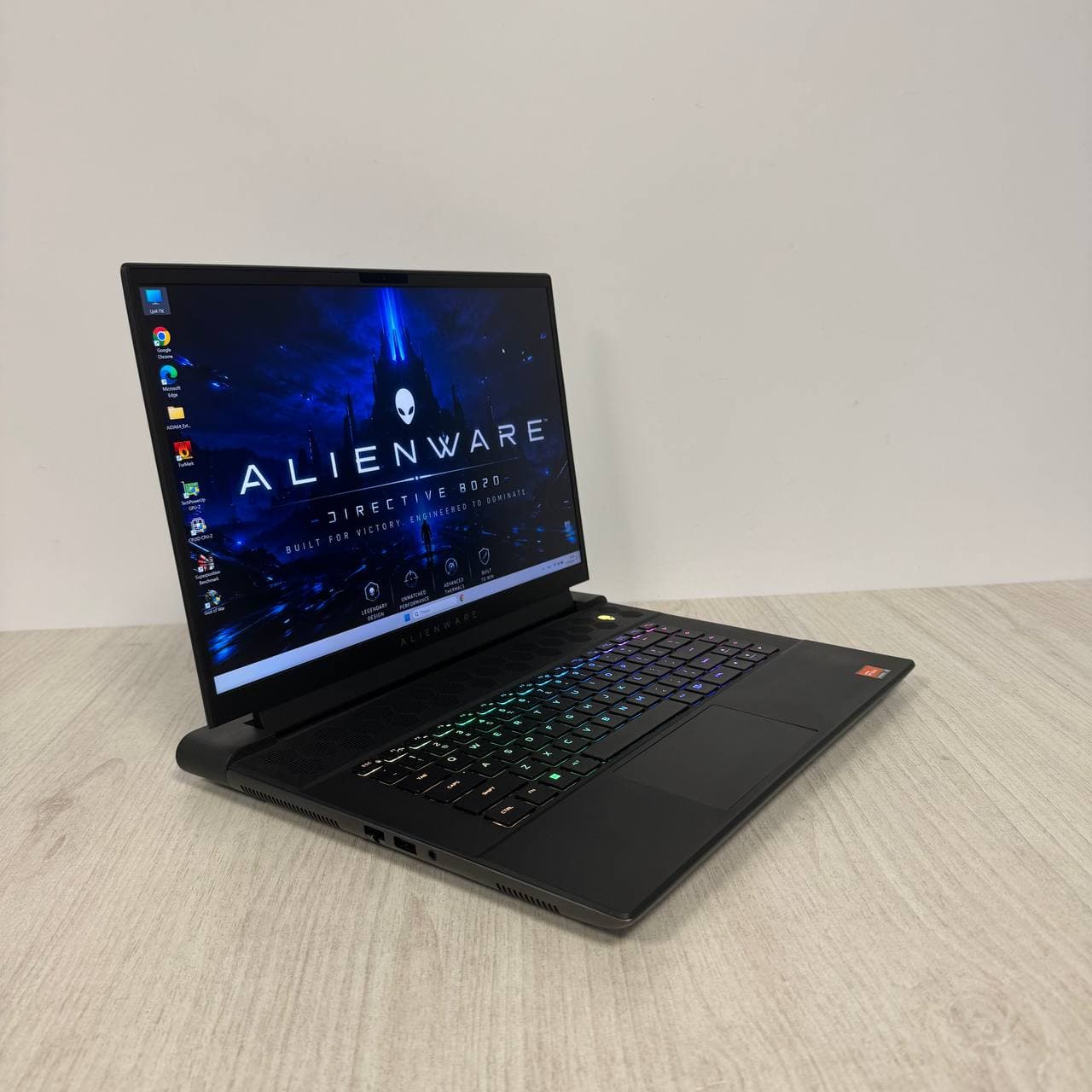 Dell Alienware m16 R1 BOX - фото 4