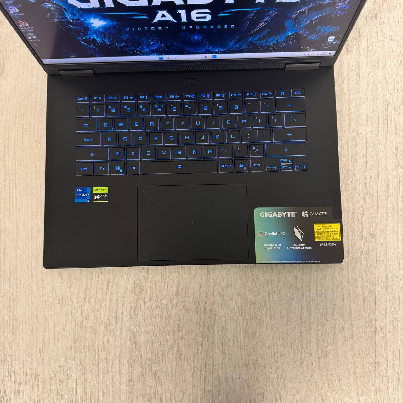 Gigabyte A16 CVH 2K 240Hz - фото 2
