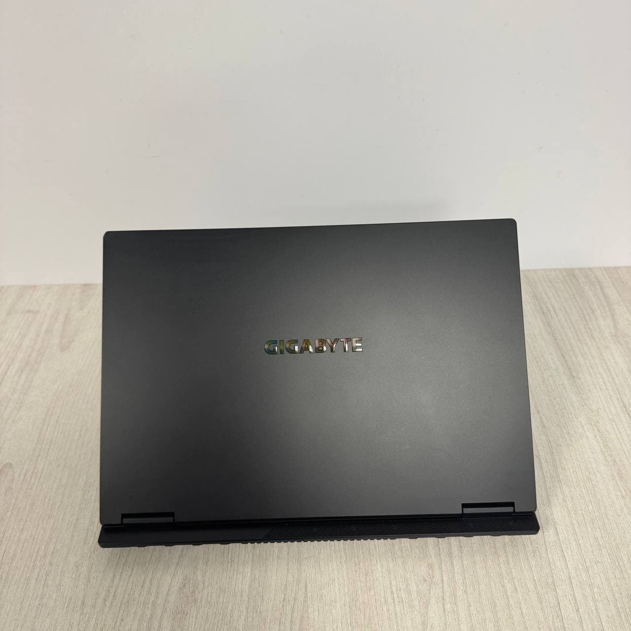 Gigabyte A16 CVH 2K 240Hz - фото 6