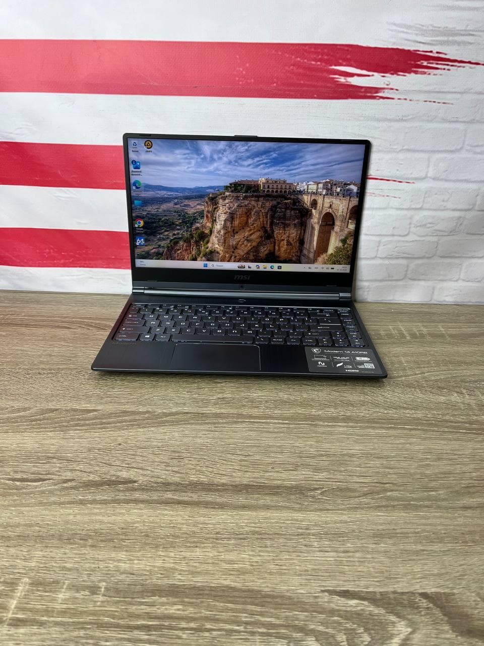 MSI Modern 14 A10RB (MS-14B3) FHD Core i5-10210U CPU 8/256
