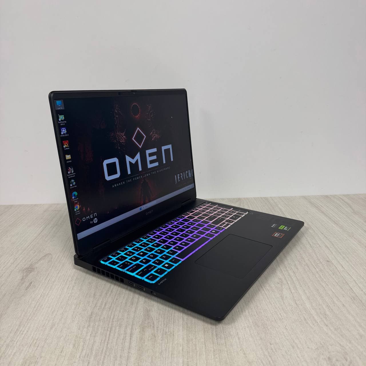 HP Omen MAX 16-ak0047nr - фото 2