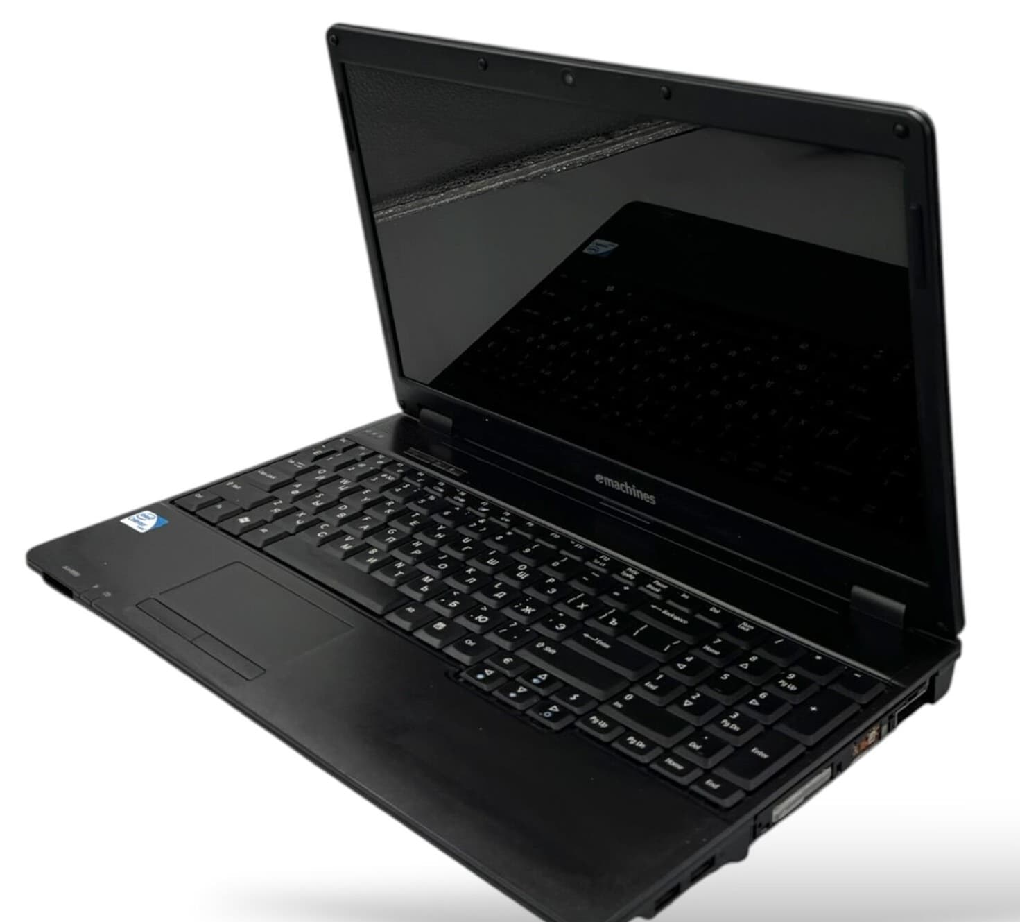 Emachines E528 Series 15.6" Celeron T3500 4/320