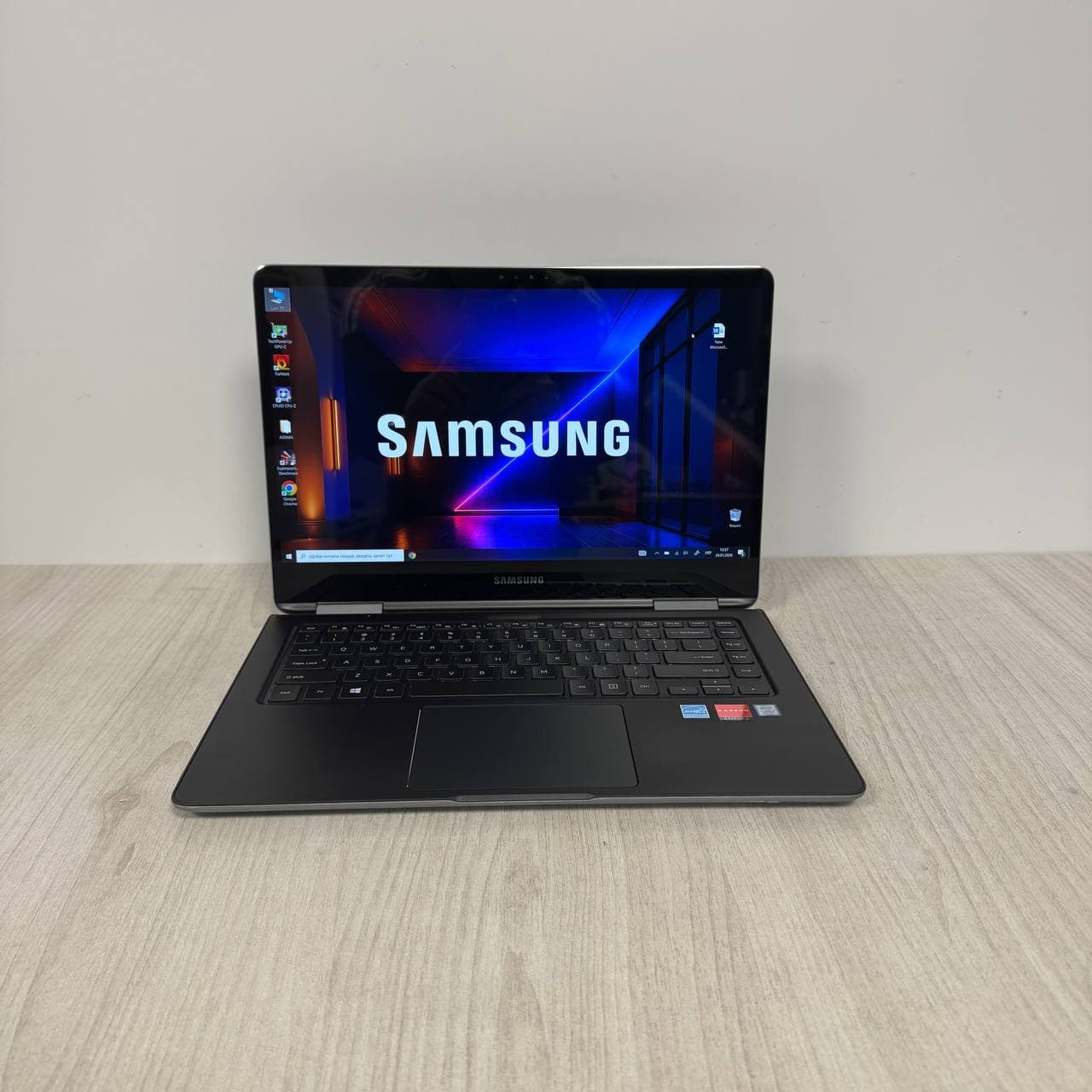 Samsung NP940X5N-X02US x360 Touch - фото 1