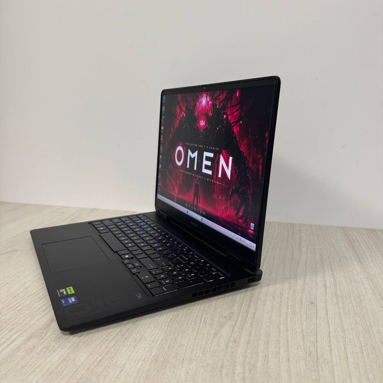 HP Omen 16 Slim 16-an0001nr - фото 4
