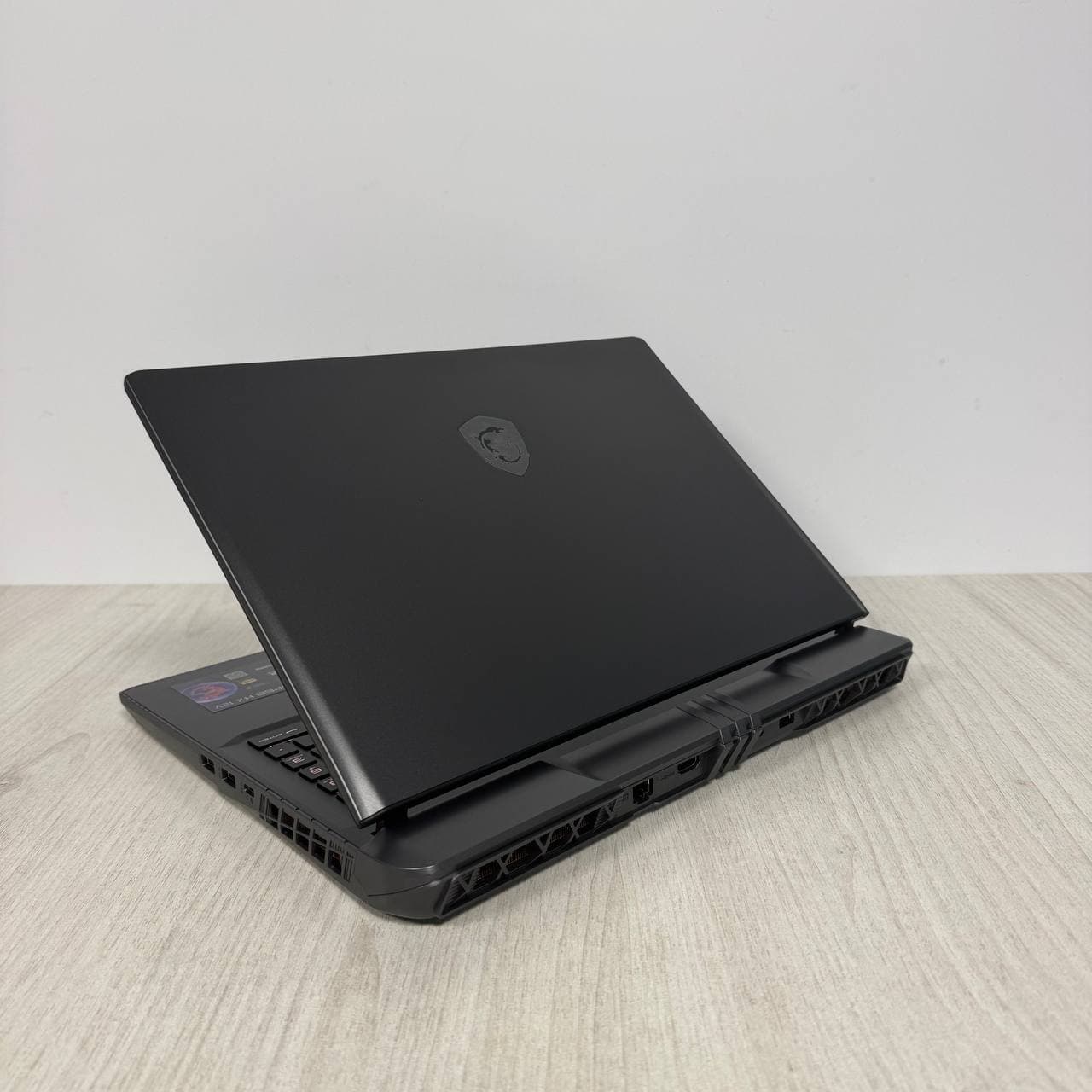 MSI Vector GP68HX 12VH OpenBox - фото 5