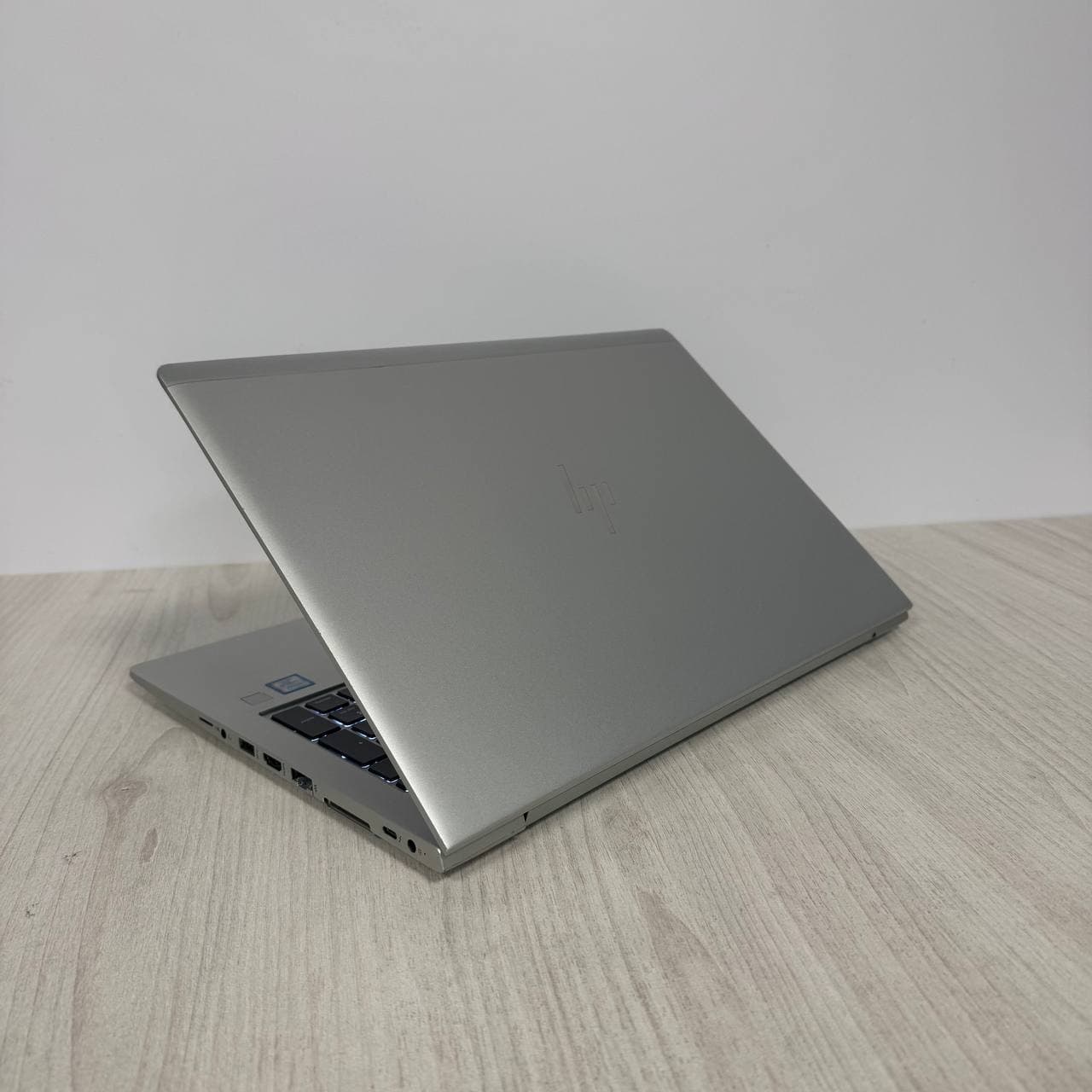 HP EliteBook 850 G5 - фото 6