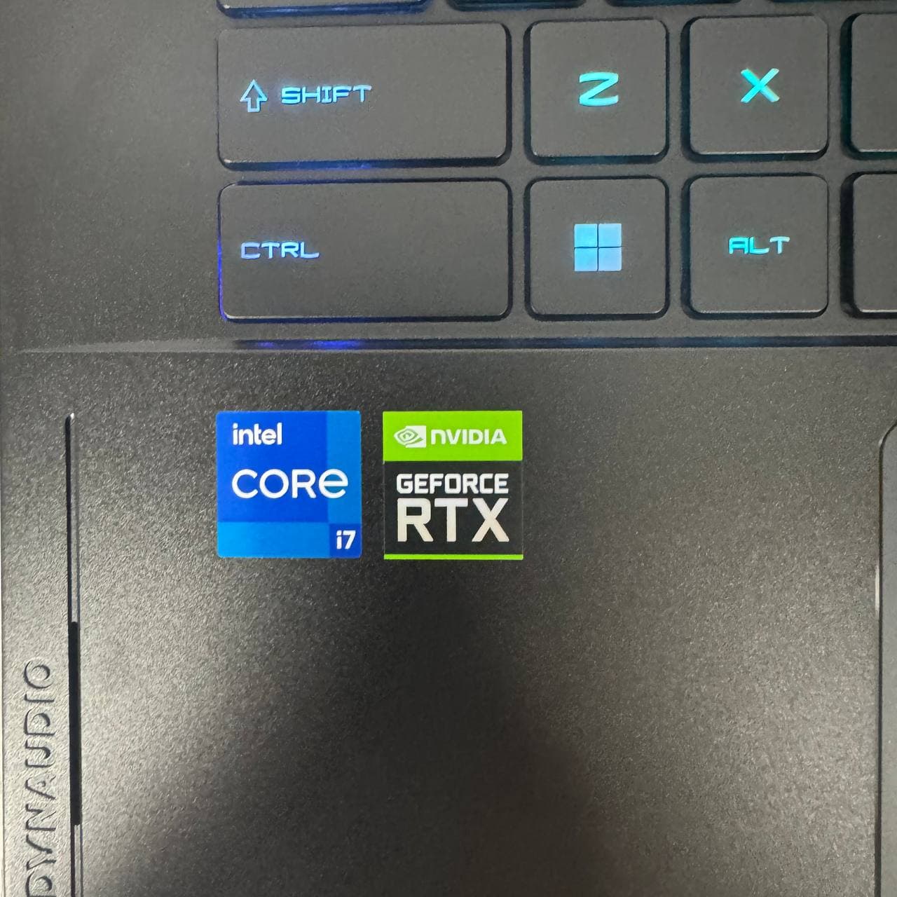 MSI Creator 15 A11UH - фото 4