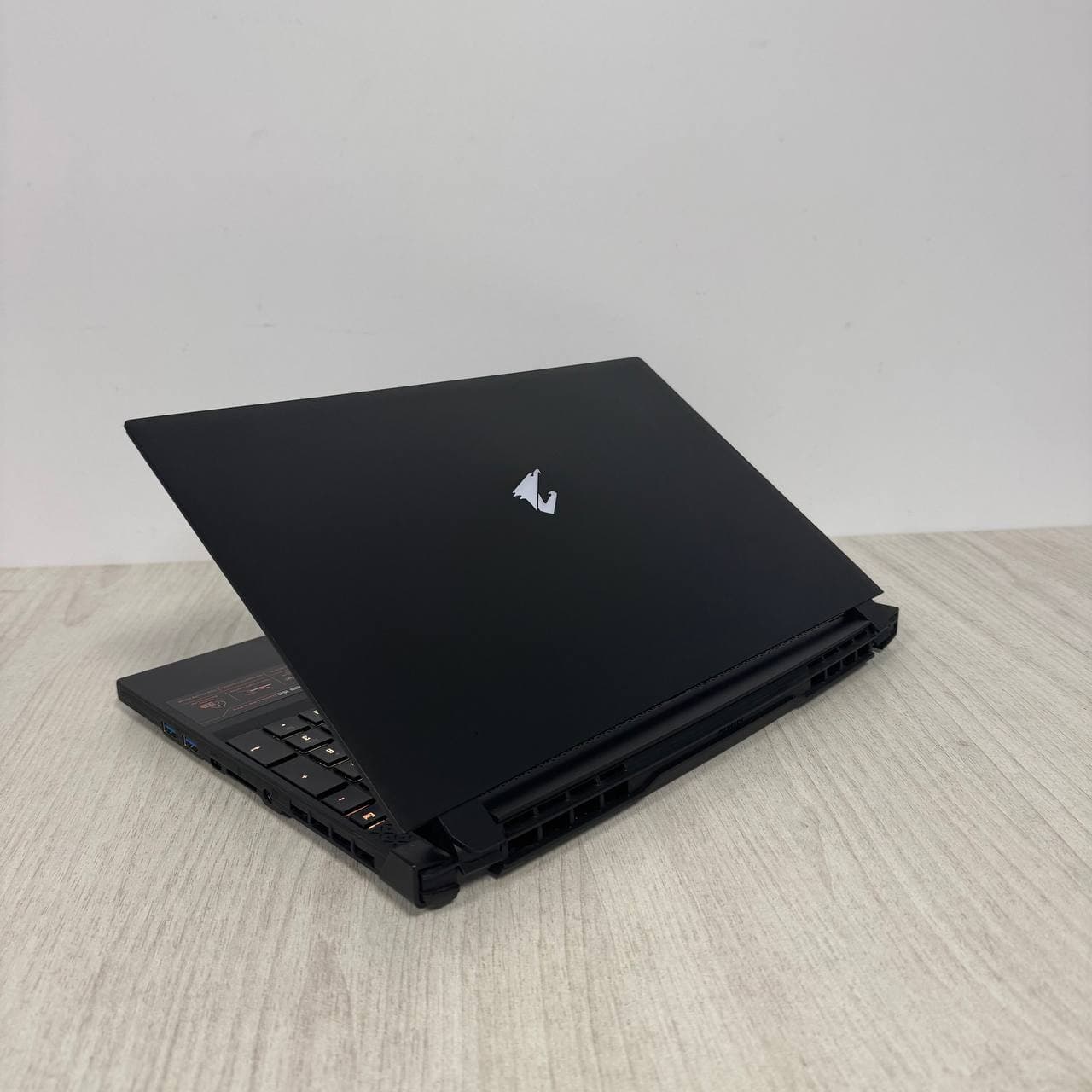 Gigabyte Aorus 15G YC - фото 4