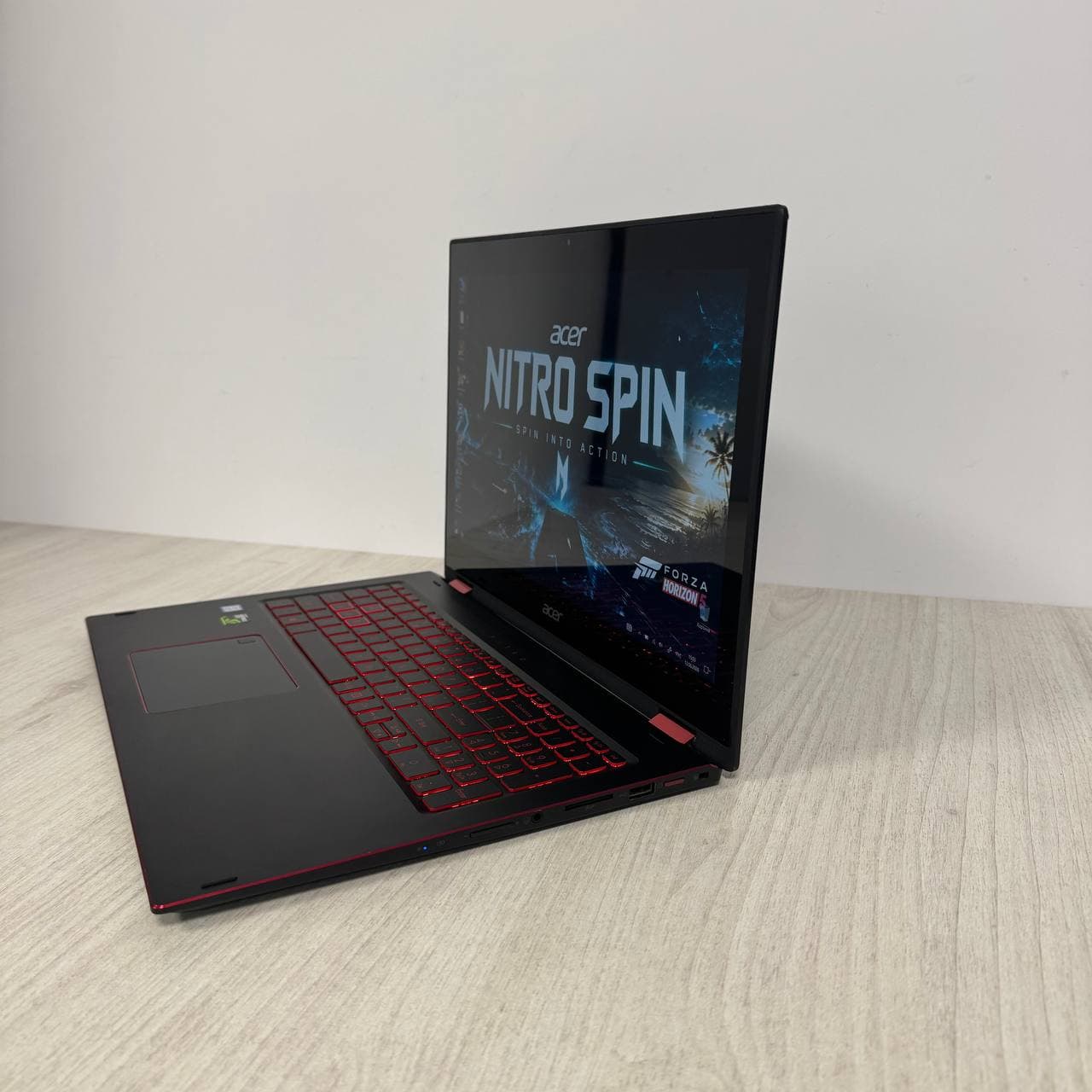 Acer Nitro 5 Spin NP515-51 x360 Touch - фото 4