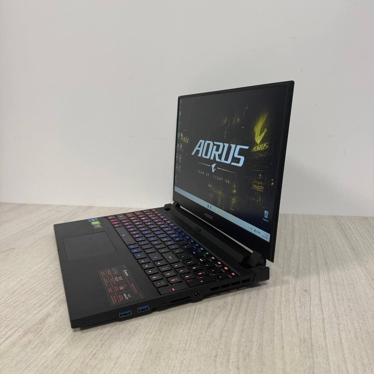 Gigabyte Aorus 15P XD - фото 4