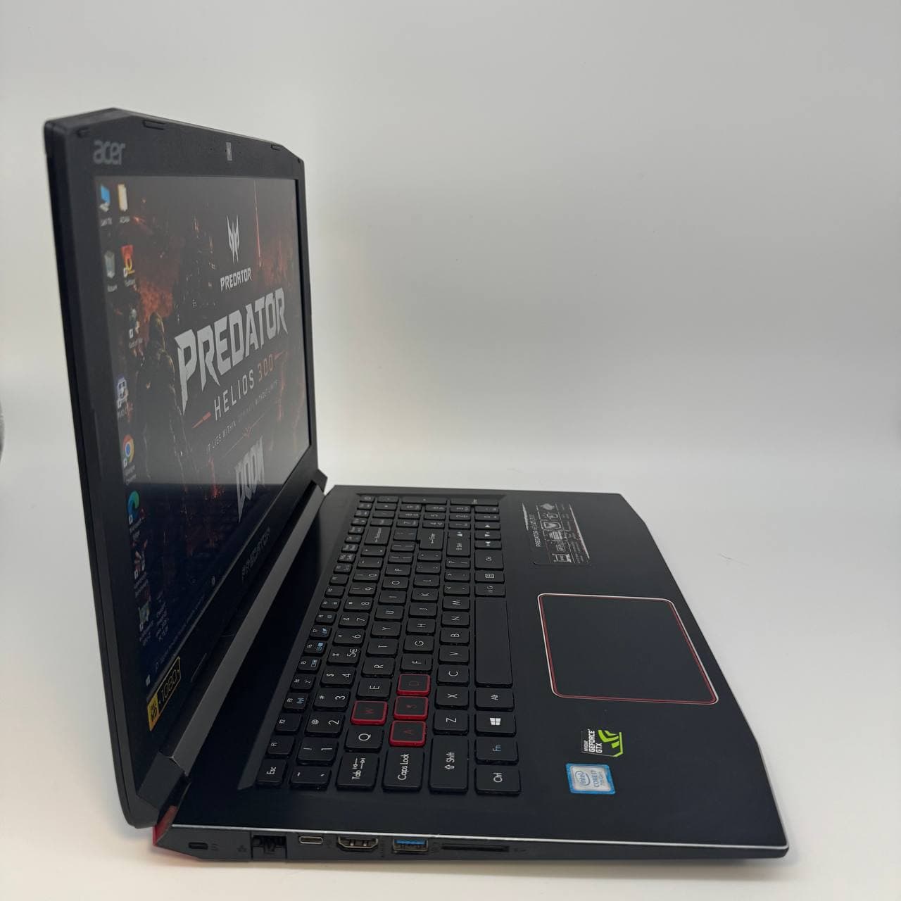 Acer Predator Helios 300 G3-571 SSD 512GB 15.6" Core i7-7700HQ 16/512 GTX 1060 6GB - фото 2