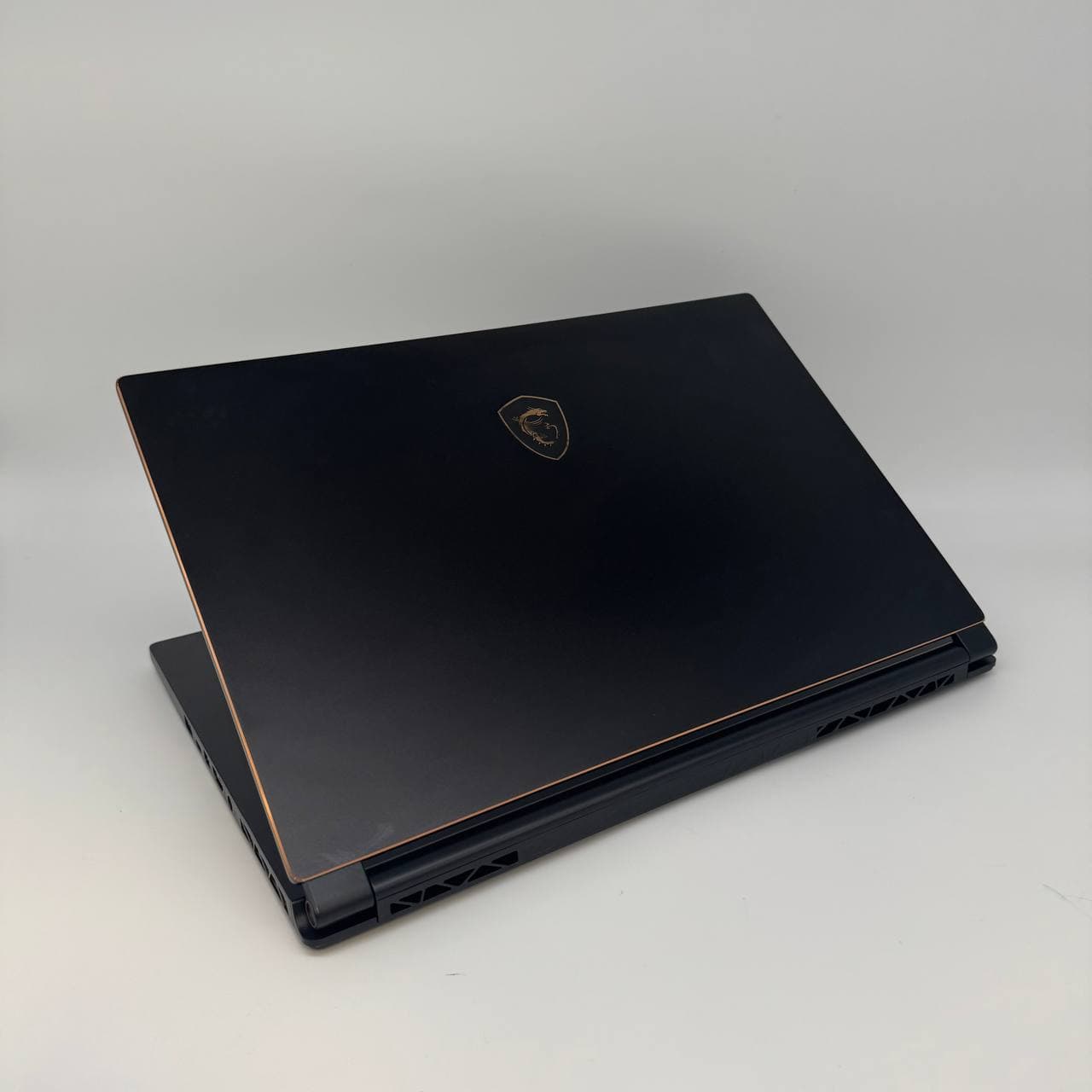 MSI GS65 Stealth 8SF 15.6" 144Hz Core i7-8750H 16/1024 RTX 2070 8GB - фото 4