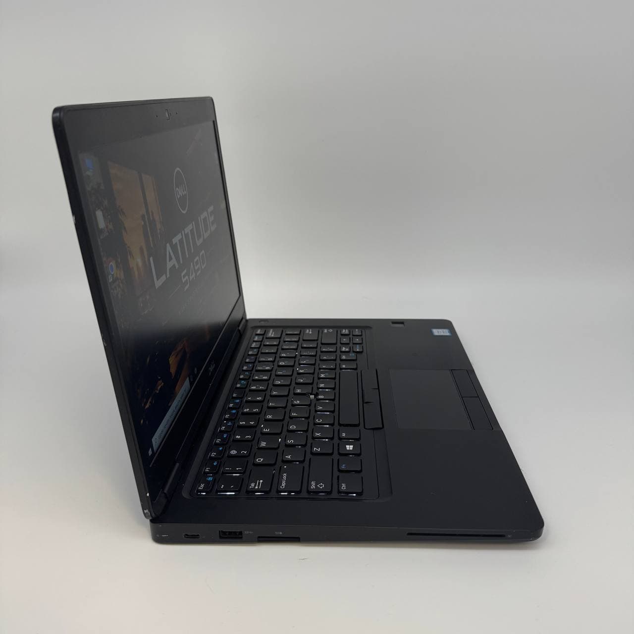 Dell Latitude 5490 14.0" Core i5-8350U 8/256 - фото 4