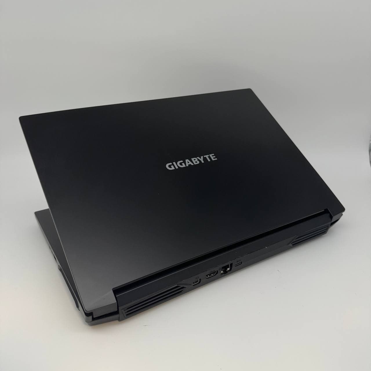 Gigabyte A5 K1 16.0" 144Hz Ryzen 5 5600H 16/512 RTX 3060 6GB - фото 4