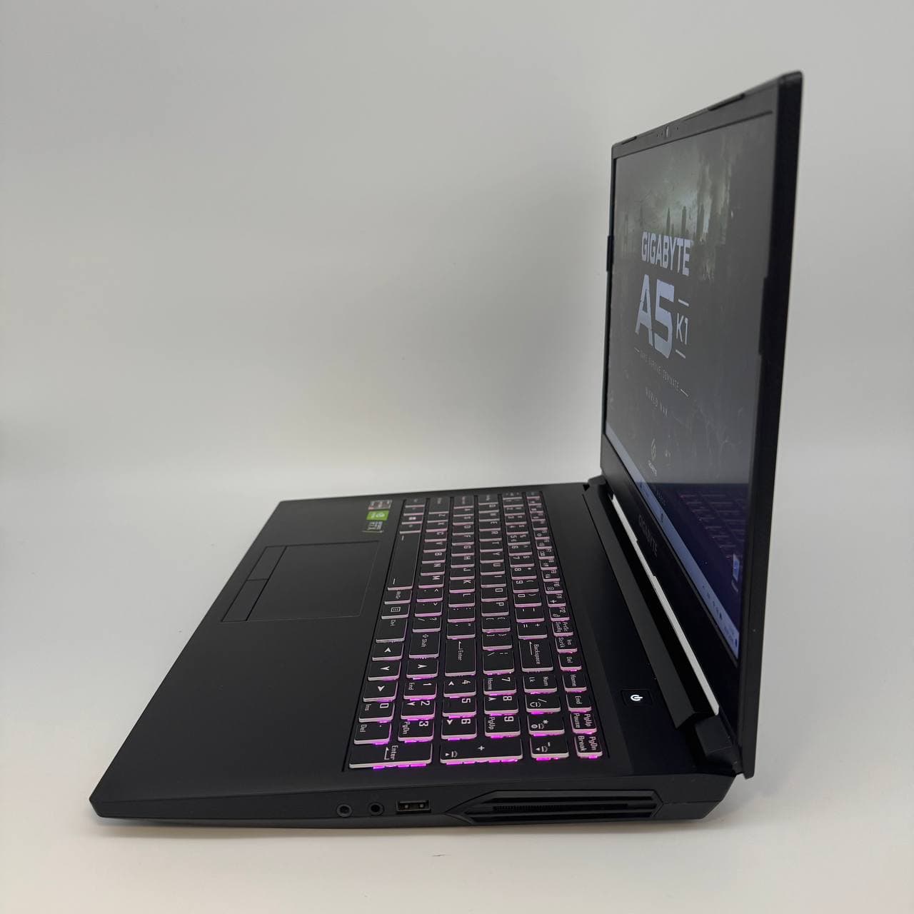 Gigabyte A5 K1 16.0" 144Hz Ryzen 5 5600H 16/512 RTX 3060 6GB - фото 3