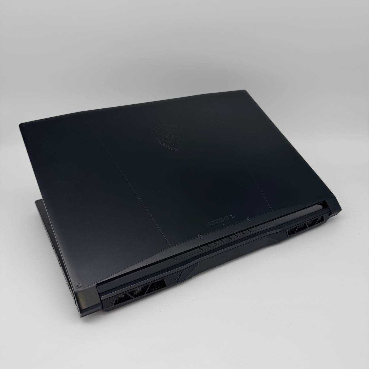 MSI Katana A15 AI B8VG 15.6" 165Hz Ryzen 7 8845HS 16/512 RTX 4070 8GB - фото 4