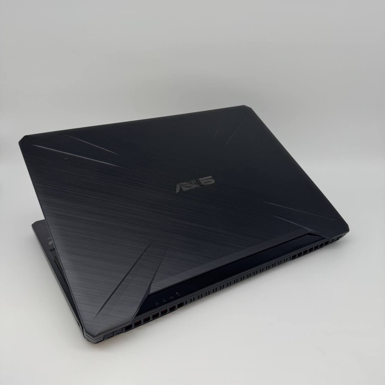 Asus TUF FX505DT 15.6" Ryzen 7 3750H 16/256 GTX 1650 4GB - фото 5