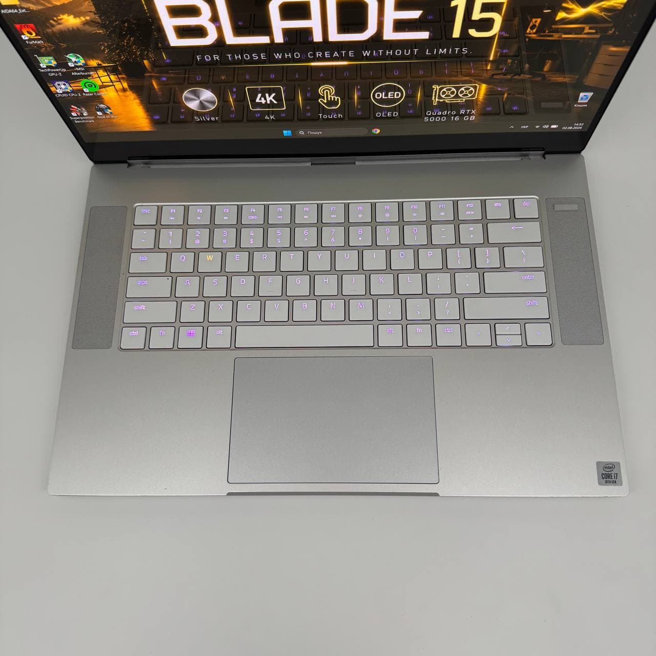 Razer Blade 15 RZ09-0330 Silver OLED 4K Touch 15.6" Core i7-10875H 16/256 RTX 5000 16GB - фото 2