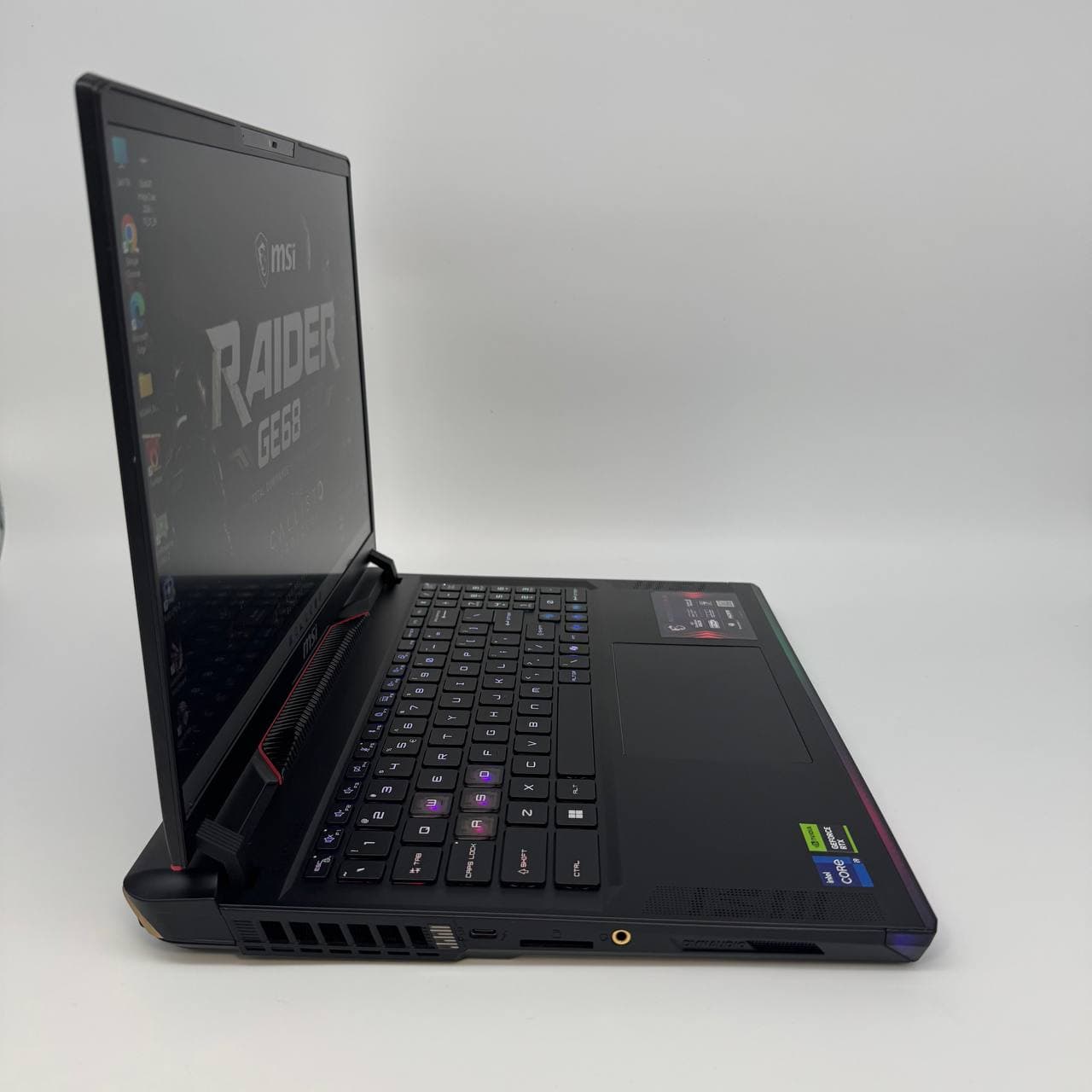 MSI Raider GE68 HX 14VGG 16.0" 144Hz Core i9-14900HX 16/512 RTX 4070 8GB - фото 3