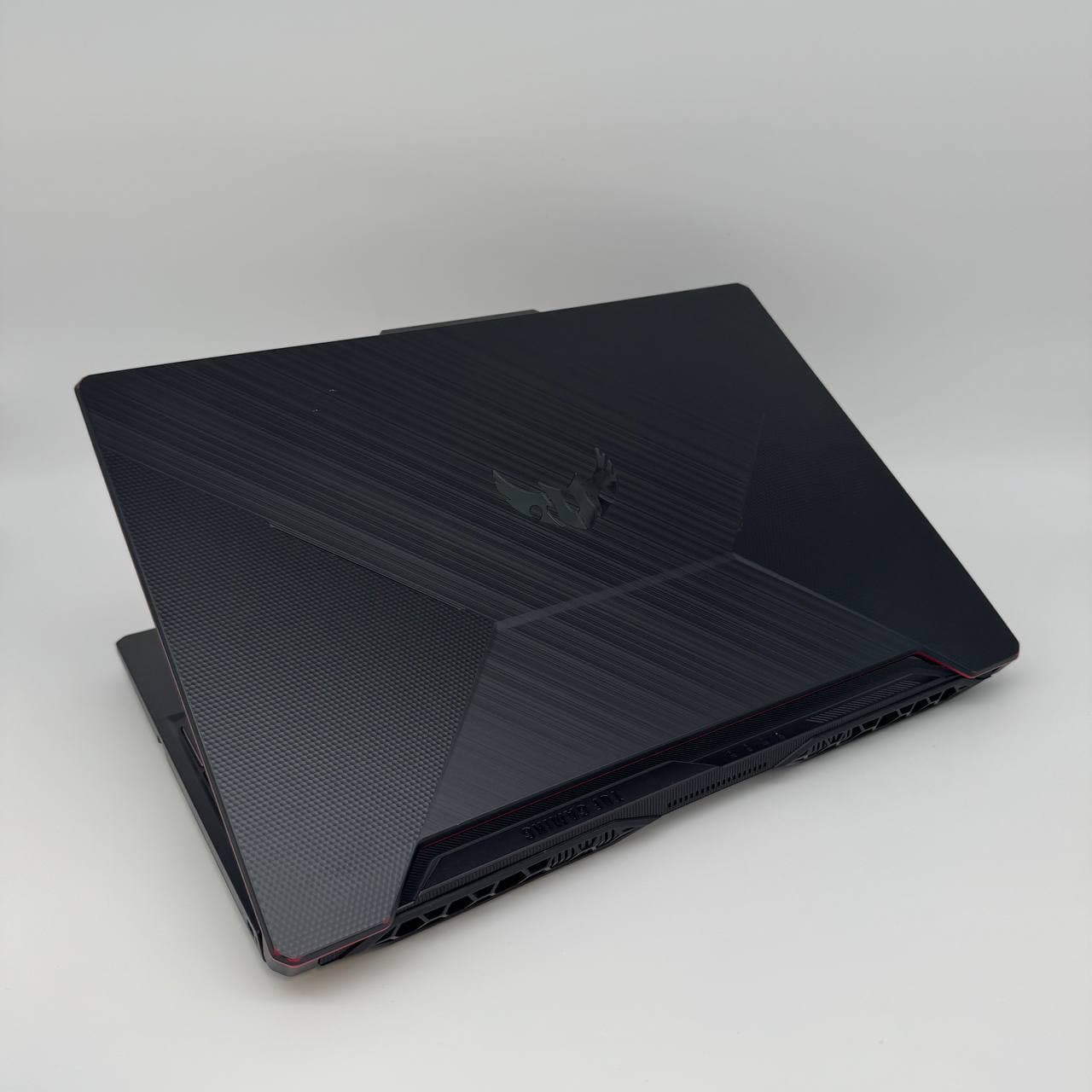 Asus TUF F15 FX506LHB 15.6" 144Hz Core i5-10300H 8/512 GTX 1650 4GB - фото 5