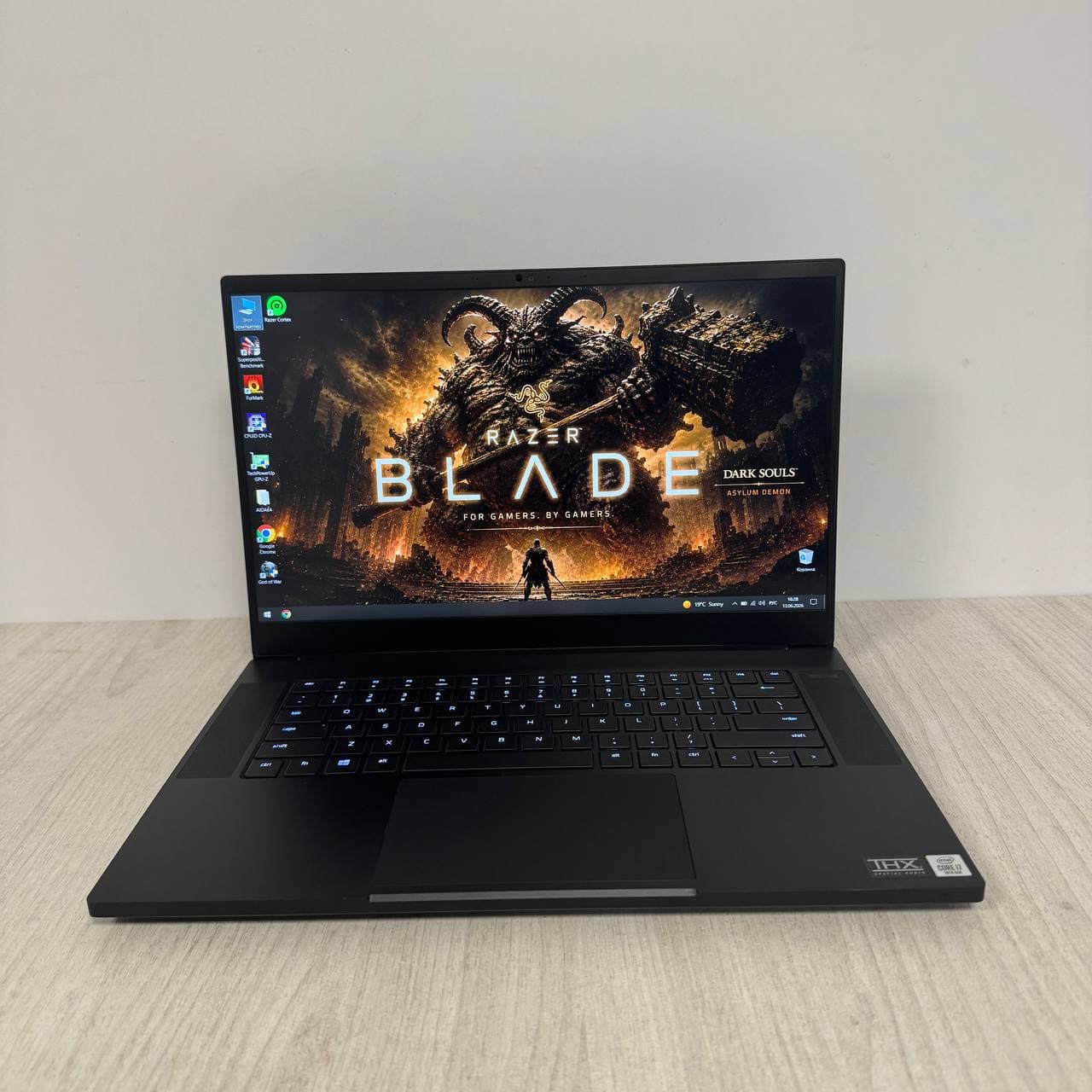 Razer Blade 15 RZ09-0367 15.6" 300Hz Core i7-10875H 16/512 RTX 3080 8GB - фото 1