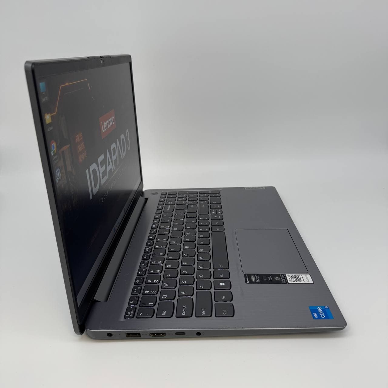Lenovo IdeaPad 3 15IAU7 15.6" Core i5-1235U 8/256 - фото 2