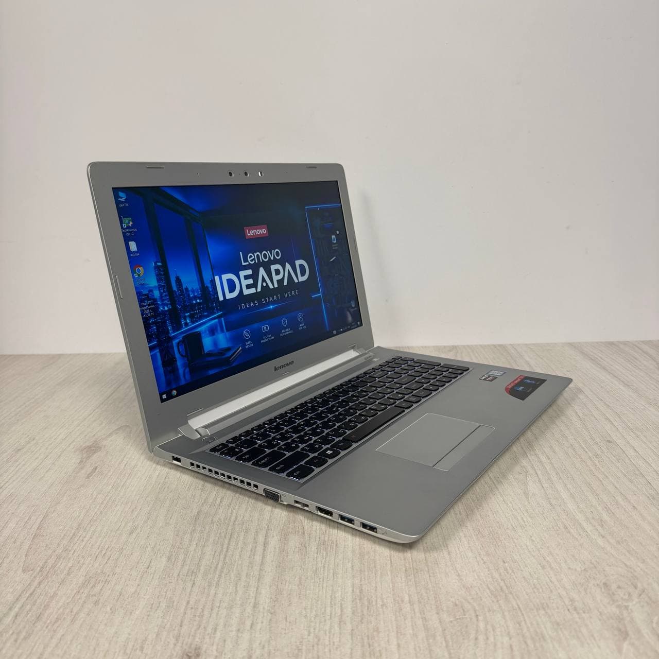 Lenovo IdeaPad 500-15ISK White 15.6" Core i5-6200U 8/256 - фото 2