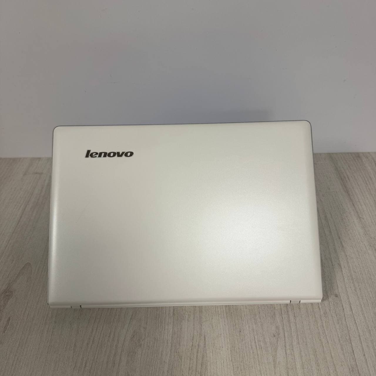 Lenovo IdeaPad 500-15ISK White 15.6" Core i5-6200U 8/256 - фото 5