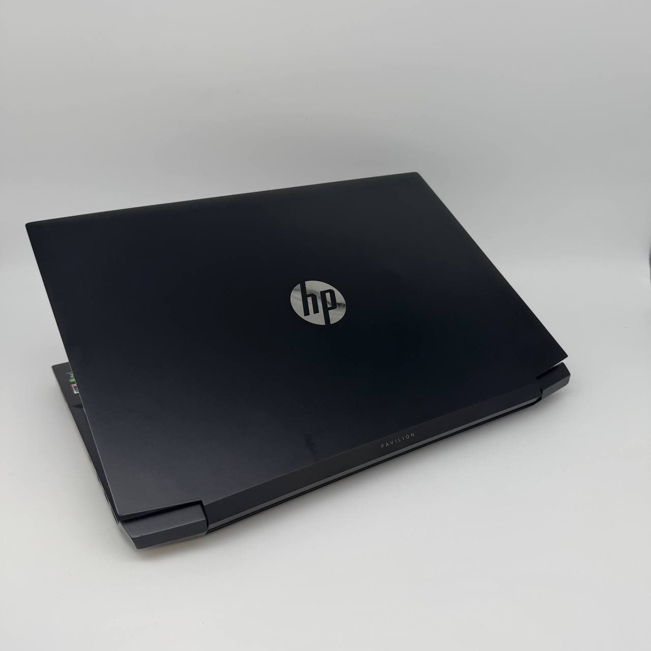 HP Pavilion Gaming 15-ec2829no 15.6" Ryzen 5 5600H 16/512 RTX 3050 4GB - фото 5