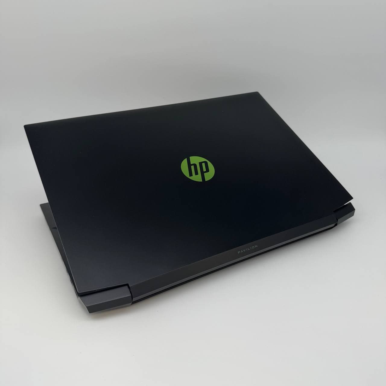 HP Pavilion Gaming 15-ec2002ua 15.6" Ryzen 5 5600H 16/256 RTX 3050 4GB - фото 5