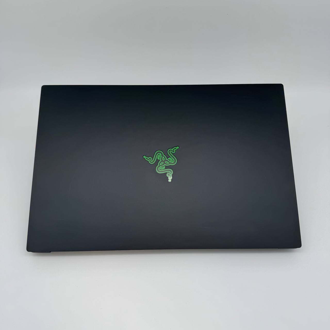 Razer Blade 15 RZ09-0328 15.6" 144Hz Core i7-10750H 16/512 RTX 2070 8GB - фото 6