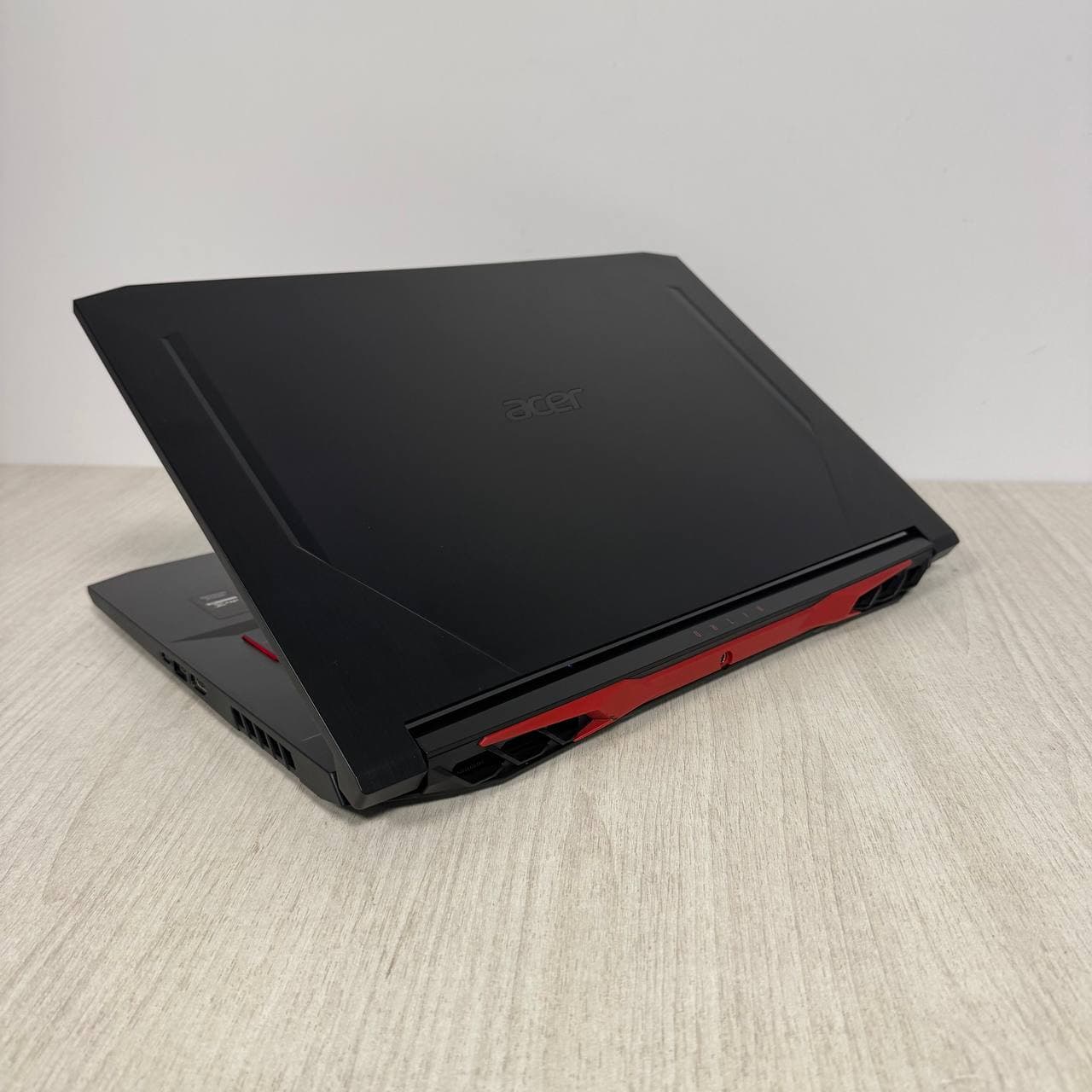Acer Nitro 5 AN517-52 Intel Core i5-10300H GTX 1650 TI - фото 4