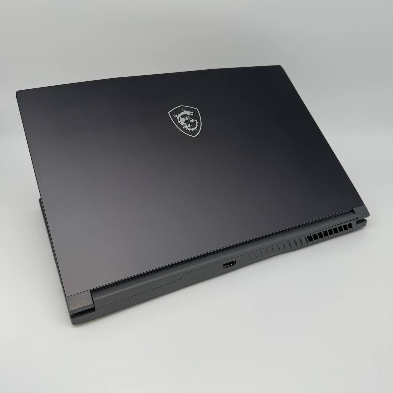 MSI Thin 15 B12UC 15.6" 144Hz Core i5-12450H 16/512 RTX 3050 4GB - фото 6