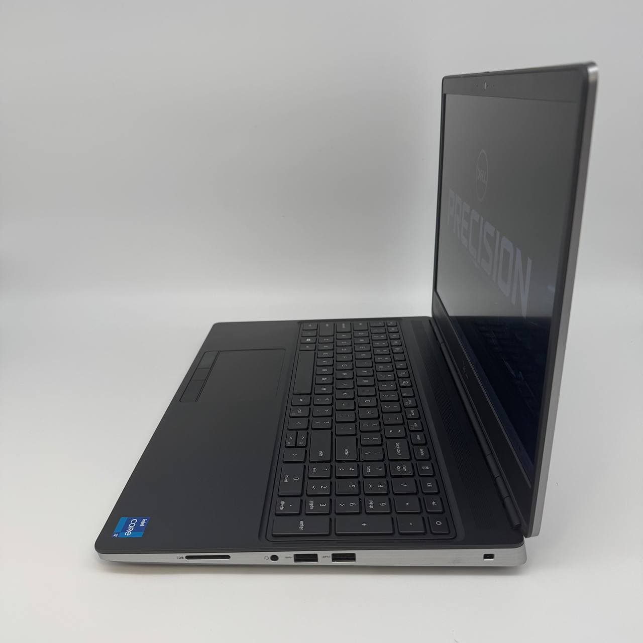 Dell Precision 7560 15.6" Core i7-11850H 16/512 - фото 3