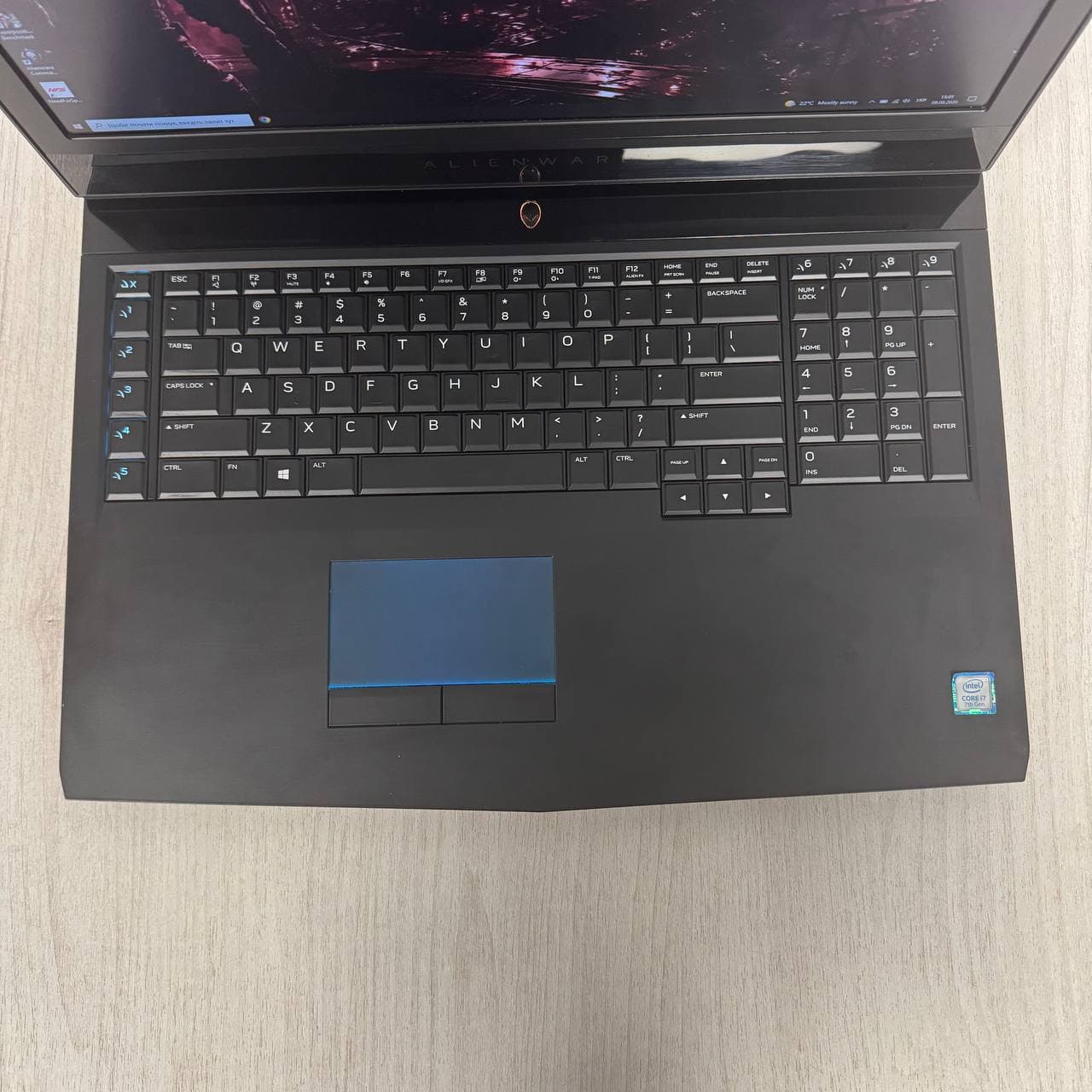 Dell Alienware 17 R4 17.3" Core i7-7700HQ 8/256 GTX 1050 Ti 2GB - фото 2