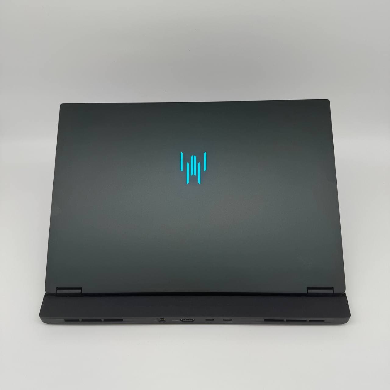Acer Predator Helios Neo 16S AI PHN16S-71 16.0" 240Hz Core Ultra 9 275HX 16/1 RTX 5070 Ti 12GB - фото 6