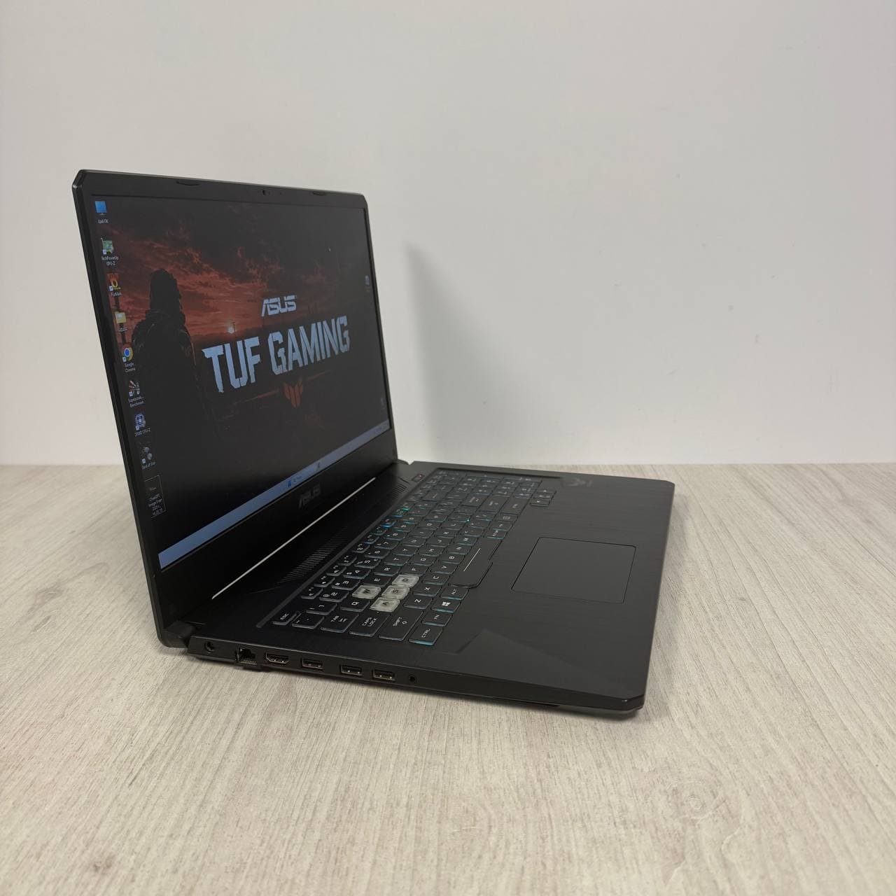 Asus TUF FX705DT 17.3" Ryzen 7 3750H 8/512 GTX 1650 4GB - фото 3