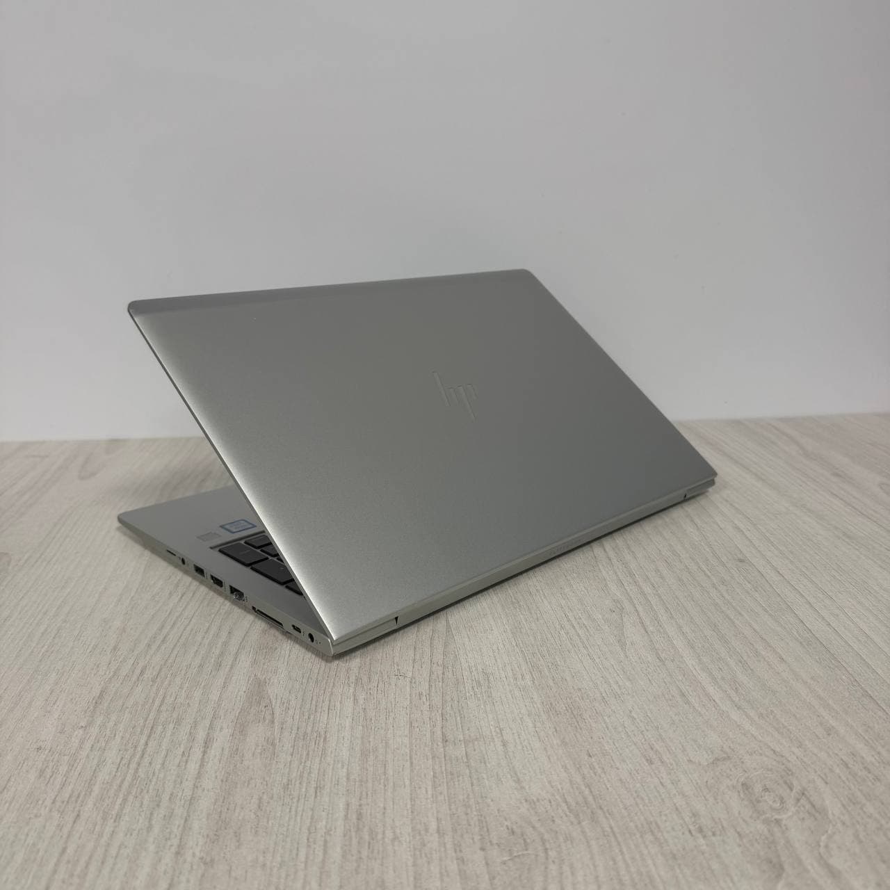 HP EliteBook 850 G5 15.6" 60Hz Core i7-8550U 8/256 - фото 7