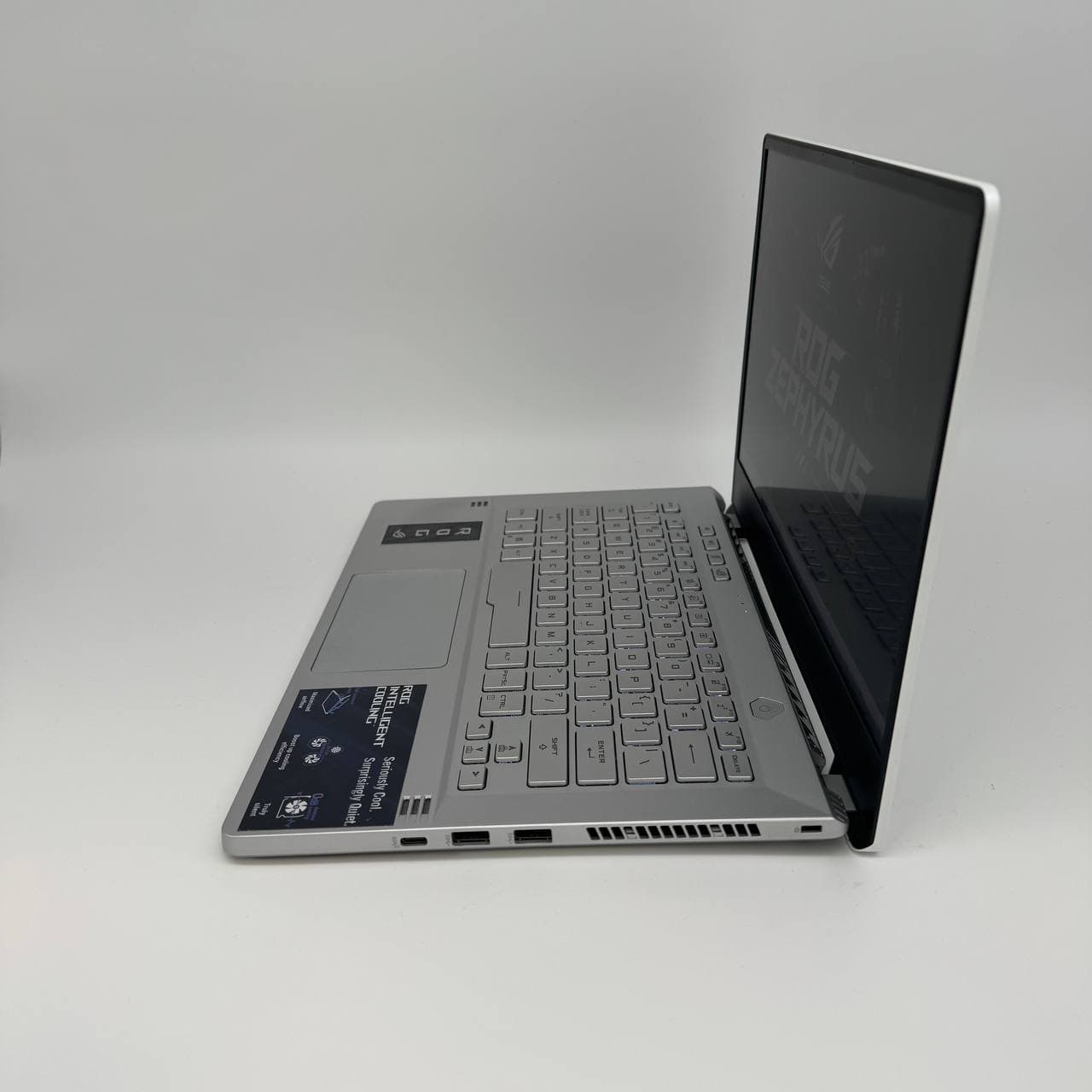 Asus ROG Zephyrus G14 GA401IV White 14.0" 120Hz Ryzen 9 4900HS 16/512 RTX 2060 6GB - фото 3